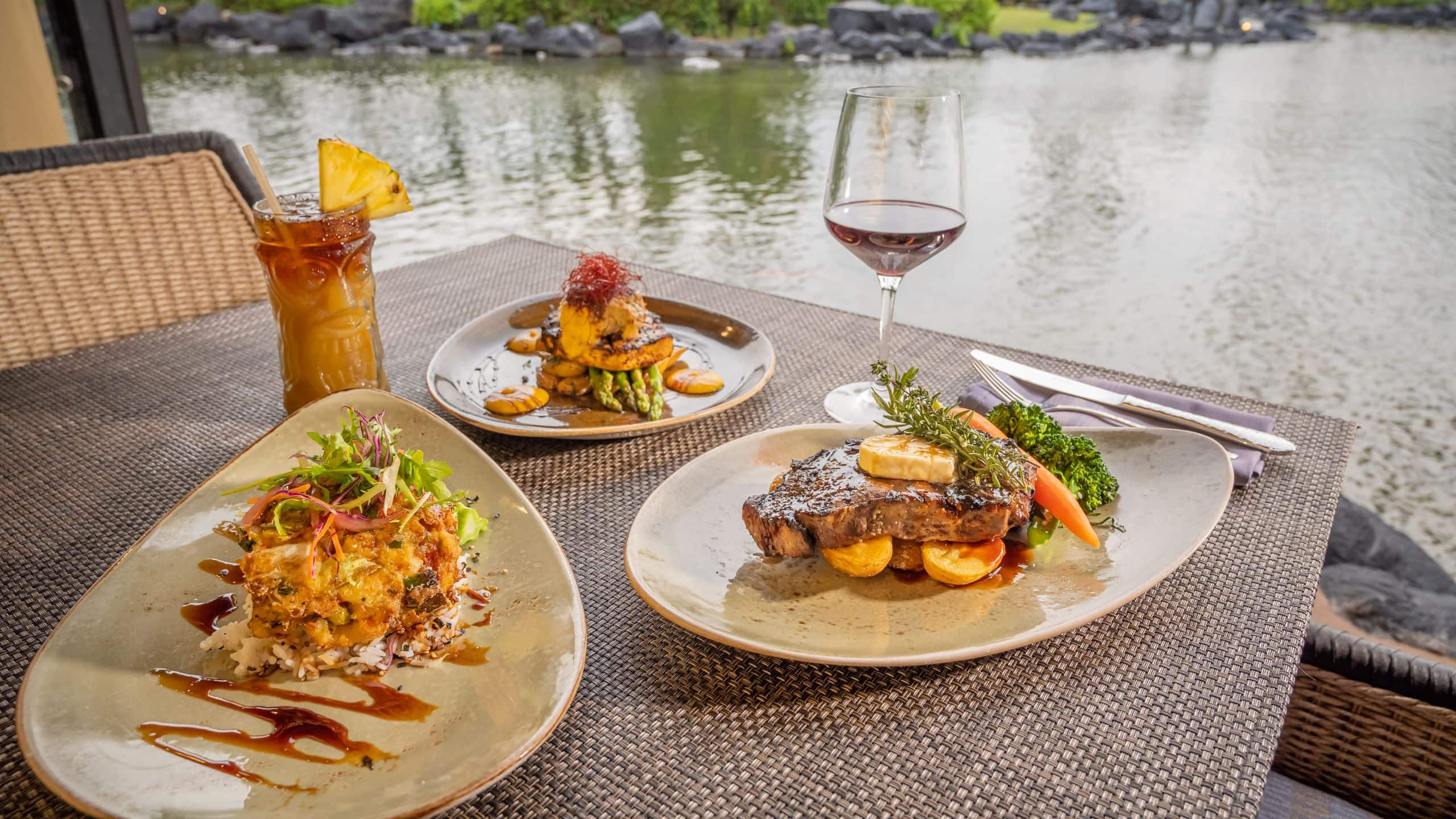 Grand Hyatt Kauai Resort & Spa Grand Hyatt Kauai Tidepools Dishes