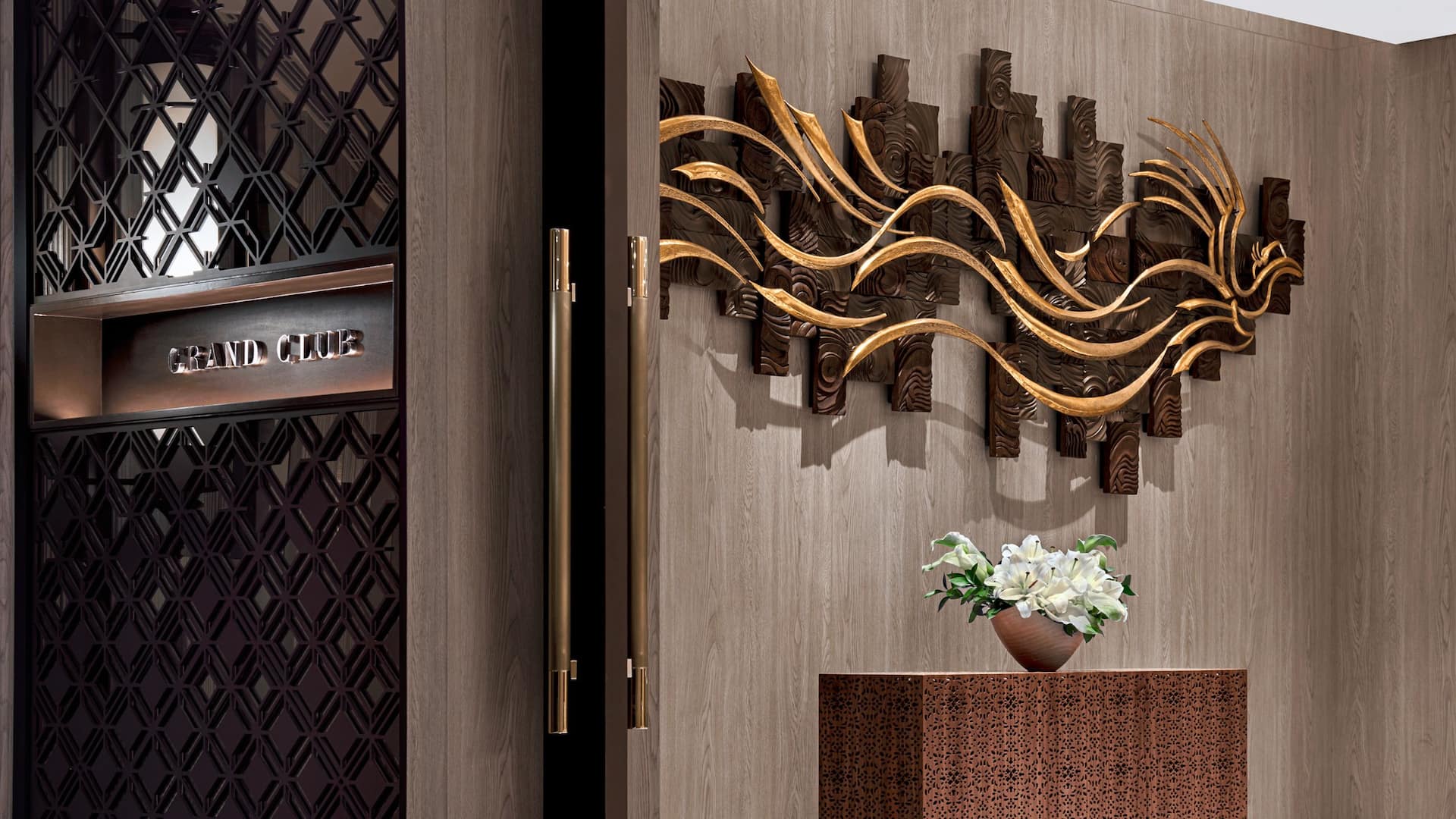 3 von 5 Grand Hyatt Jakarta Grand Club Entrance