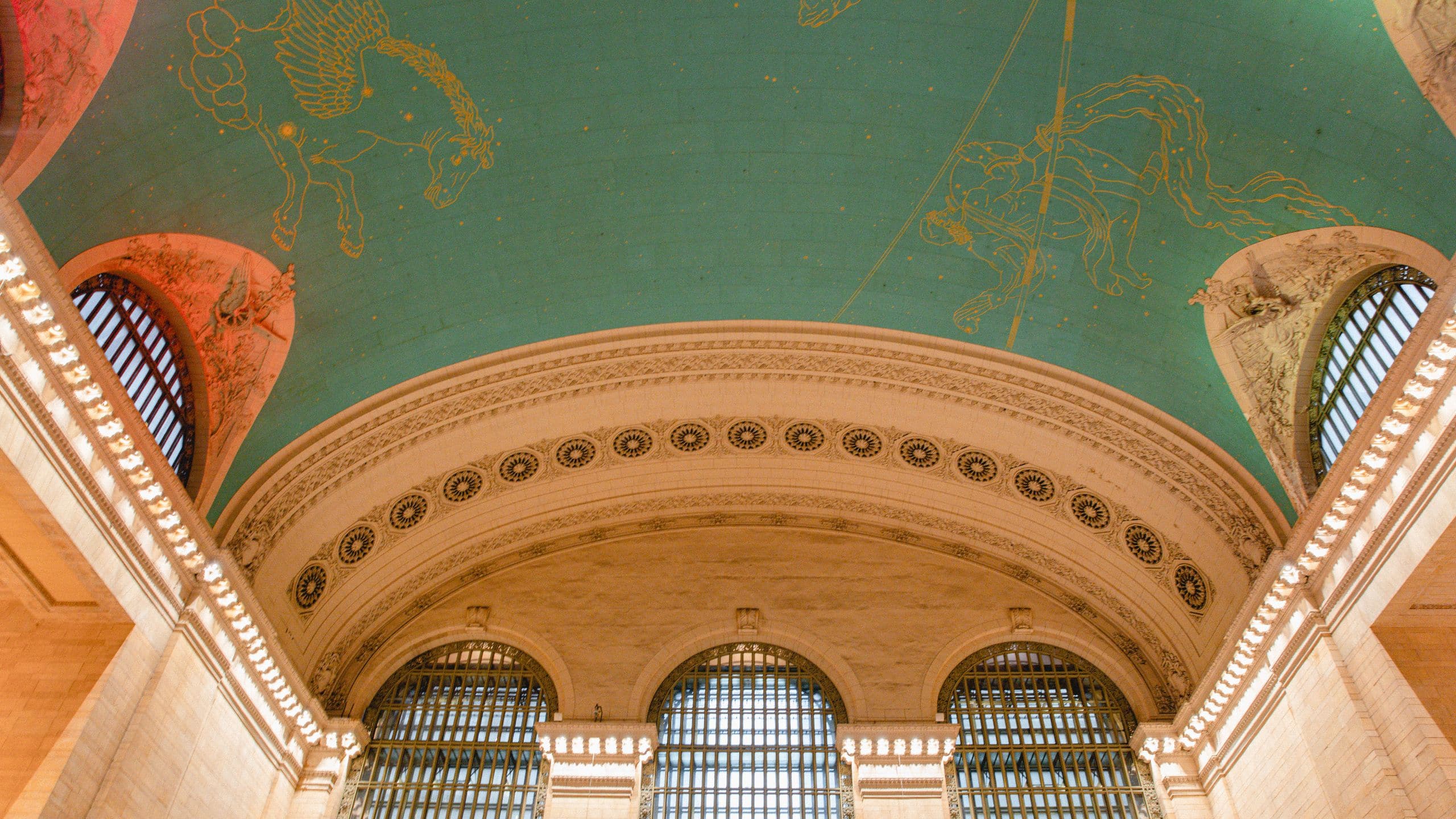 Hyatt Grand Central New York Ceiling Details