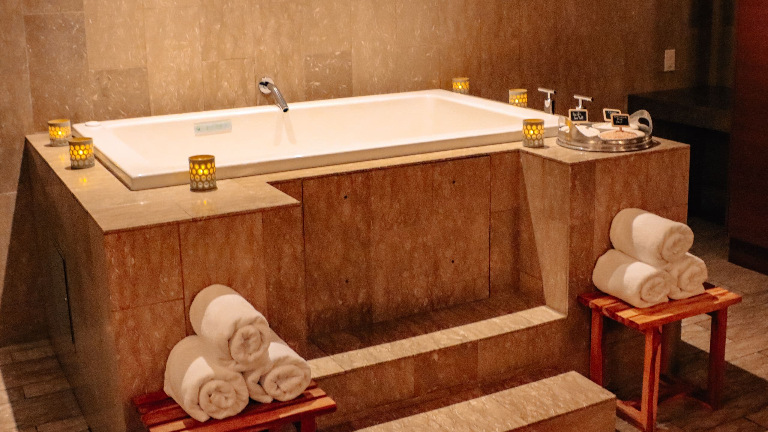 Hyatt at Olive 8 Spa Tub