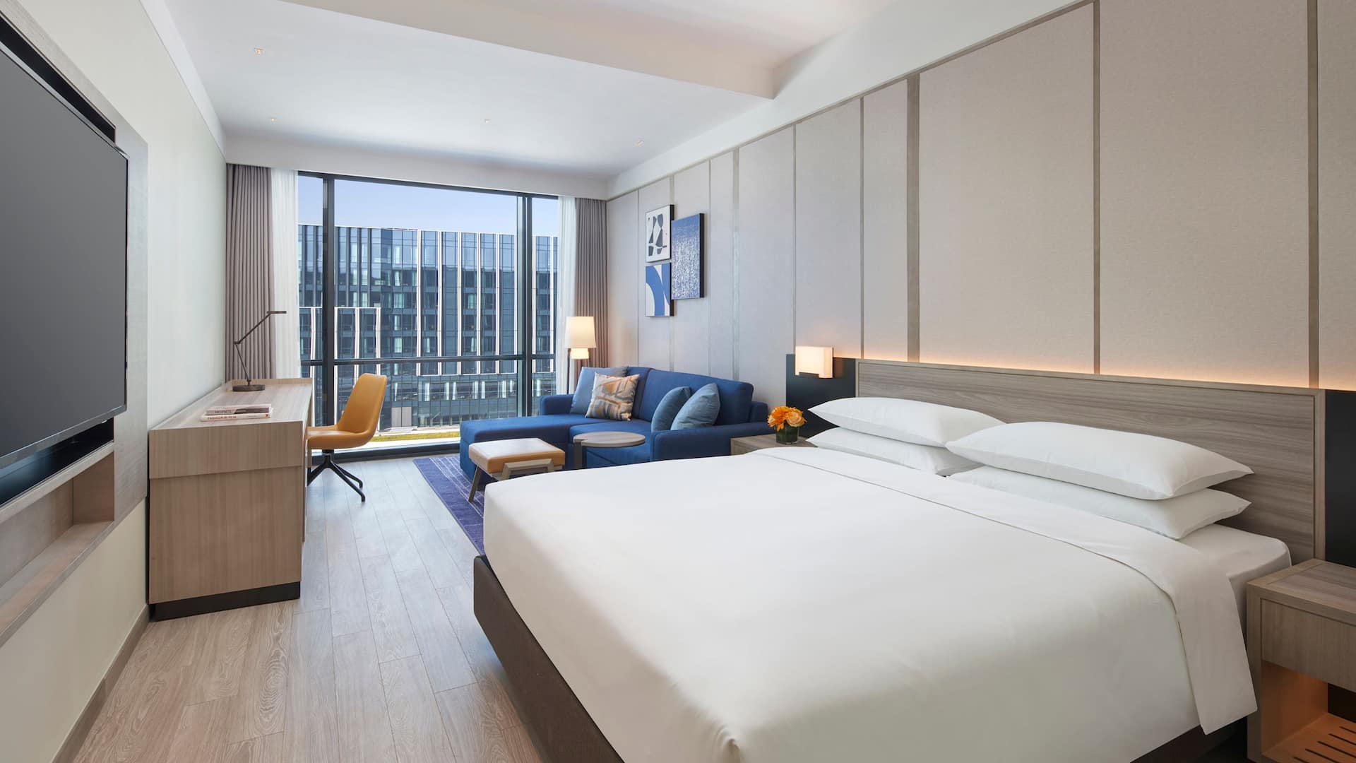 1/2 Hyatt Place Hangzhou International Airport Garden View King Bed