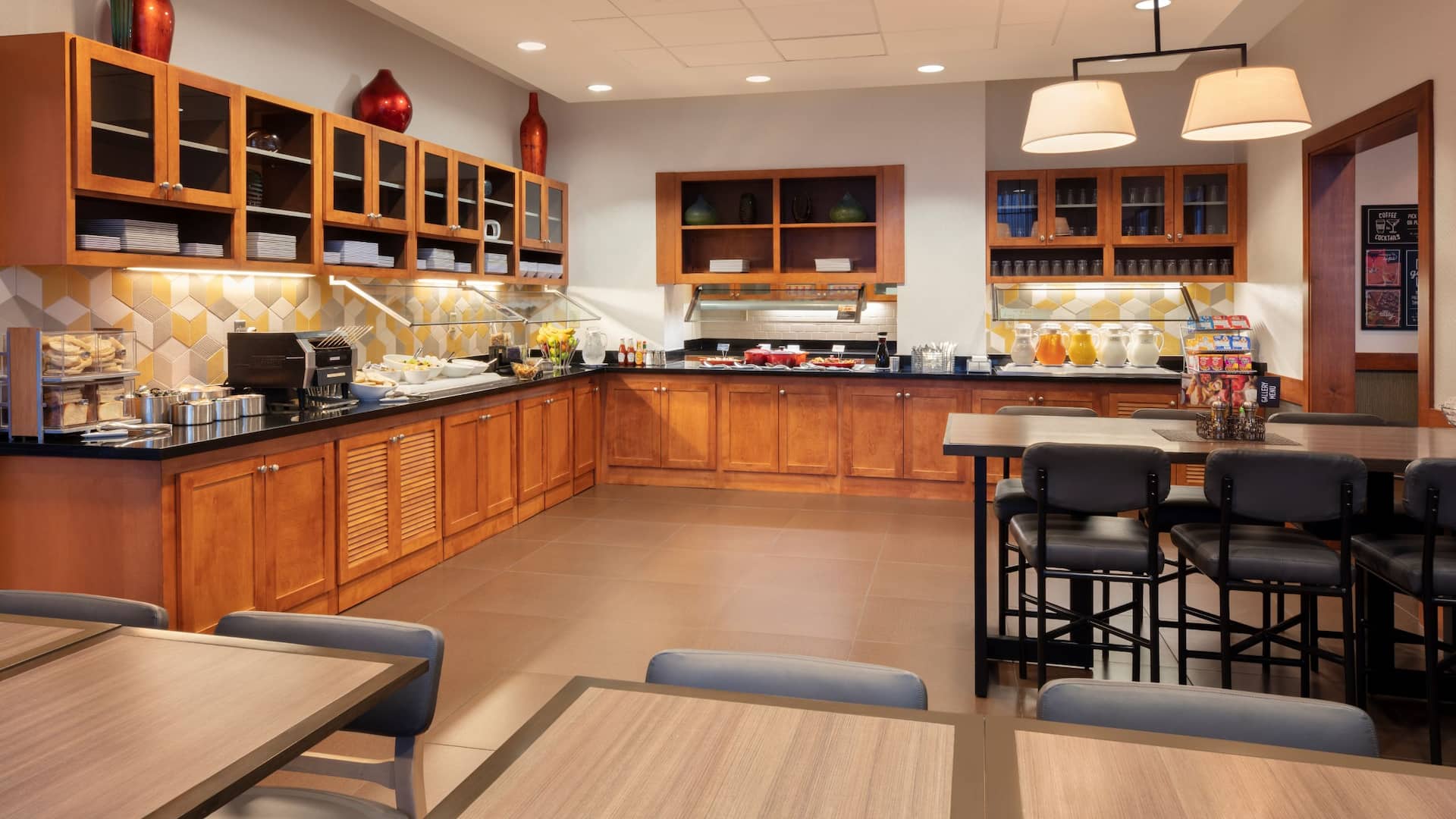 Hyatt Place Reno-Tahoe Airport Breakfast Room