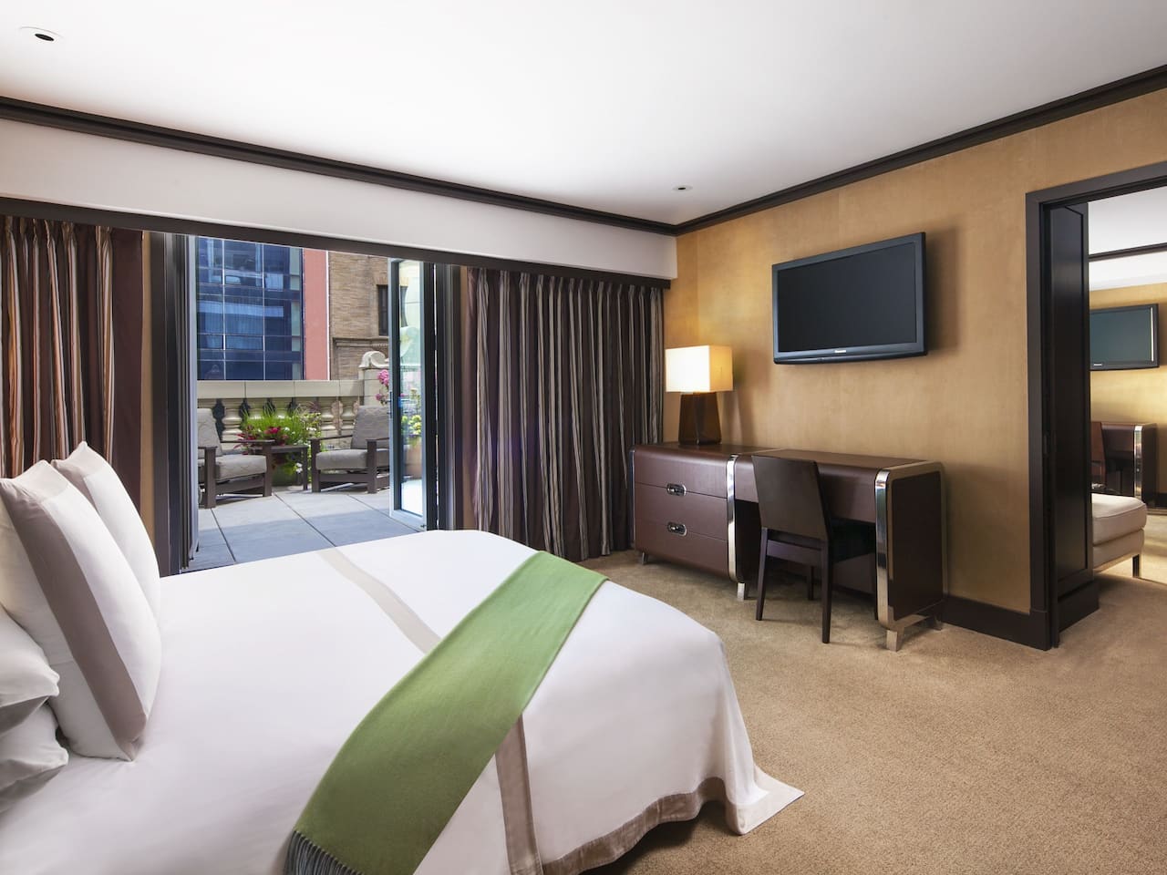 Chatwal Suite Bedroom and Private Terrace