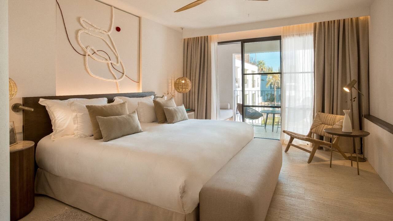 La Zambra Deluxe Room
