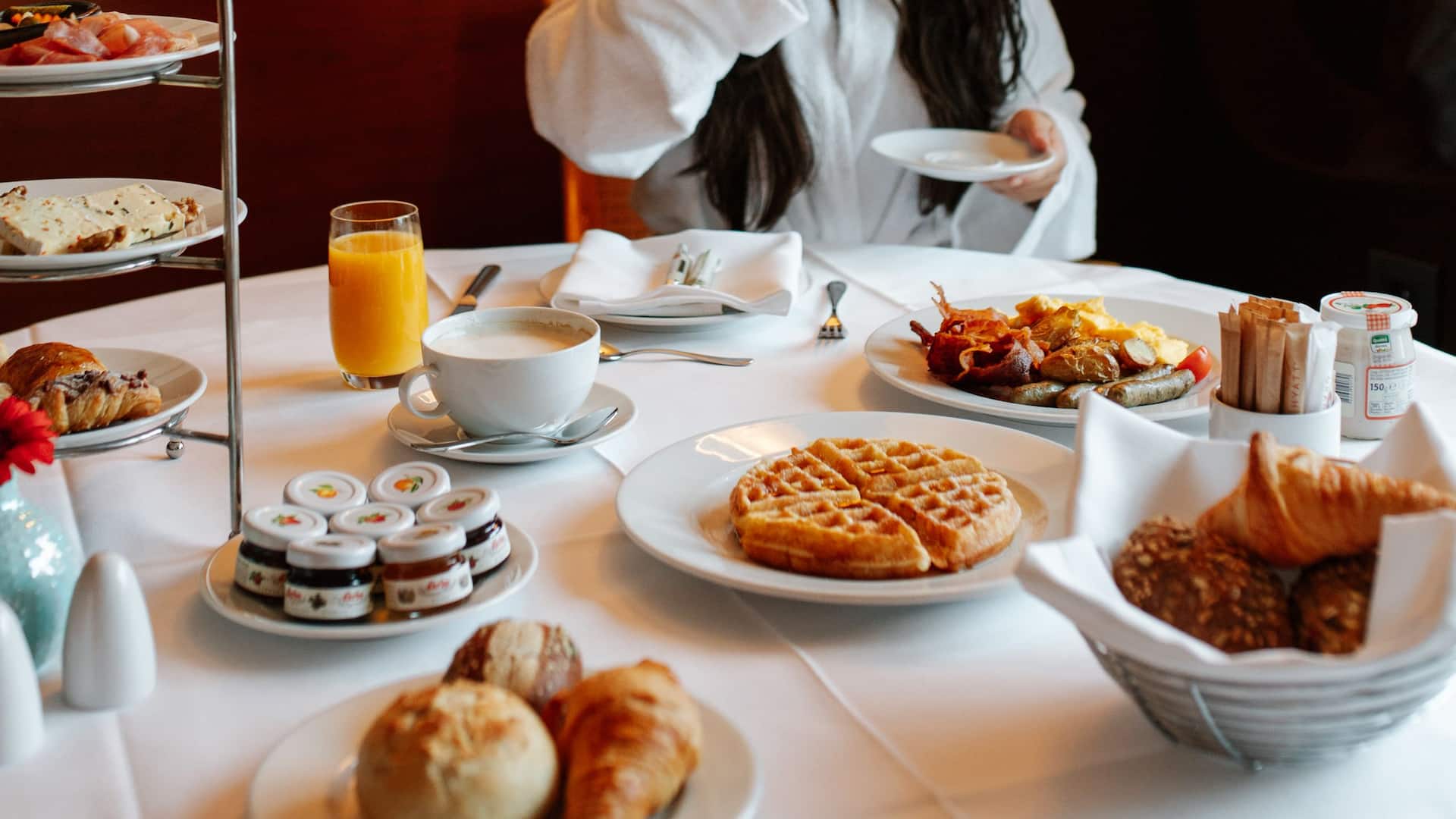 Grand Hyatt Berlin In Room Breakfast Layout
