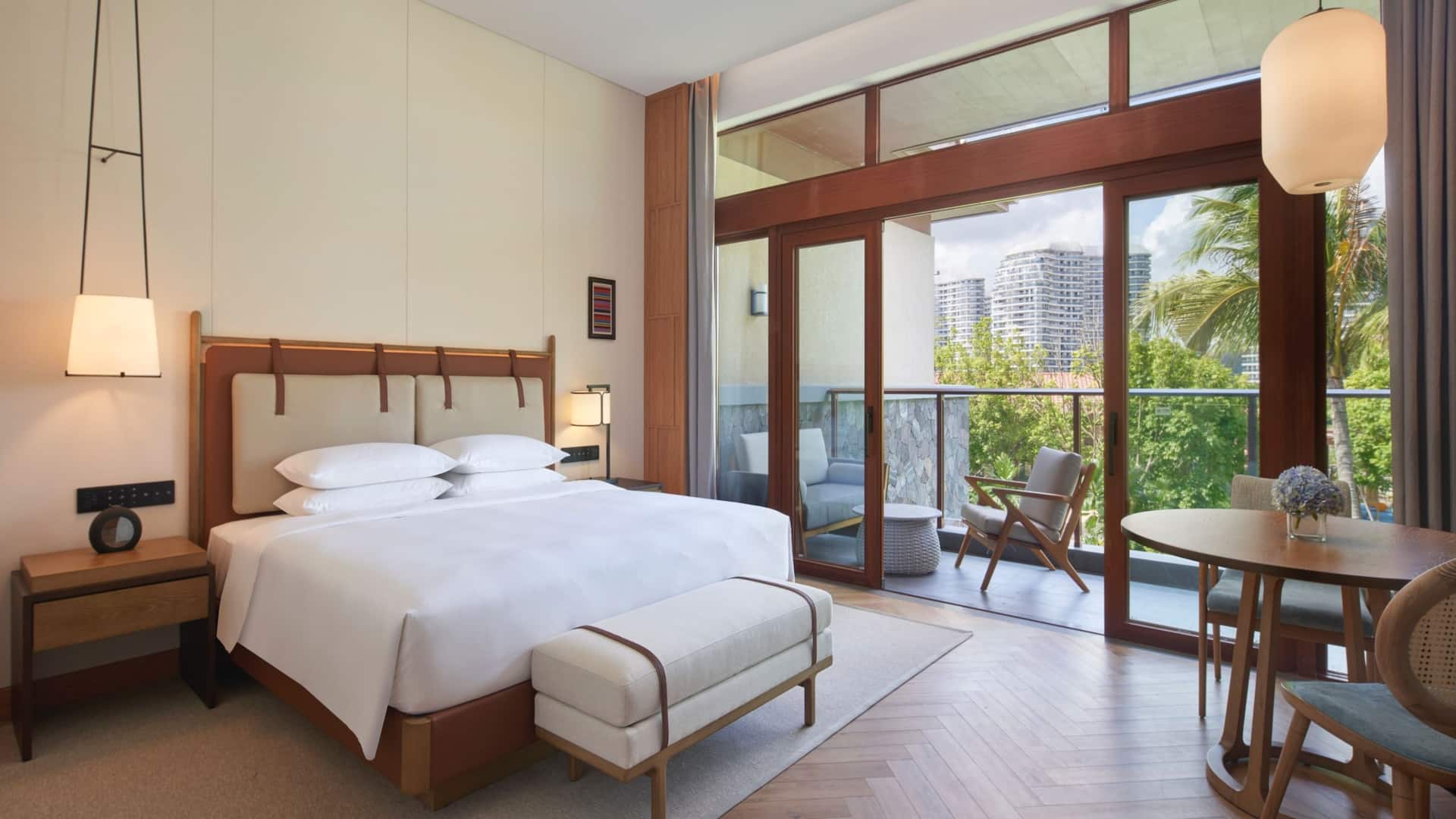 Grand Hyatt Shenzhou Peninsula King Bedroom