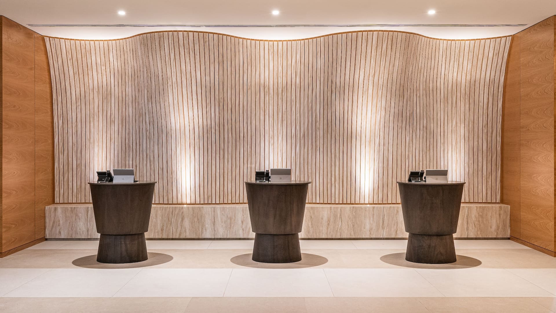 Hyatt Regency Lisbon Reception Desk Night Light