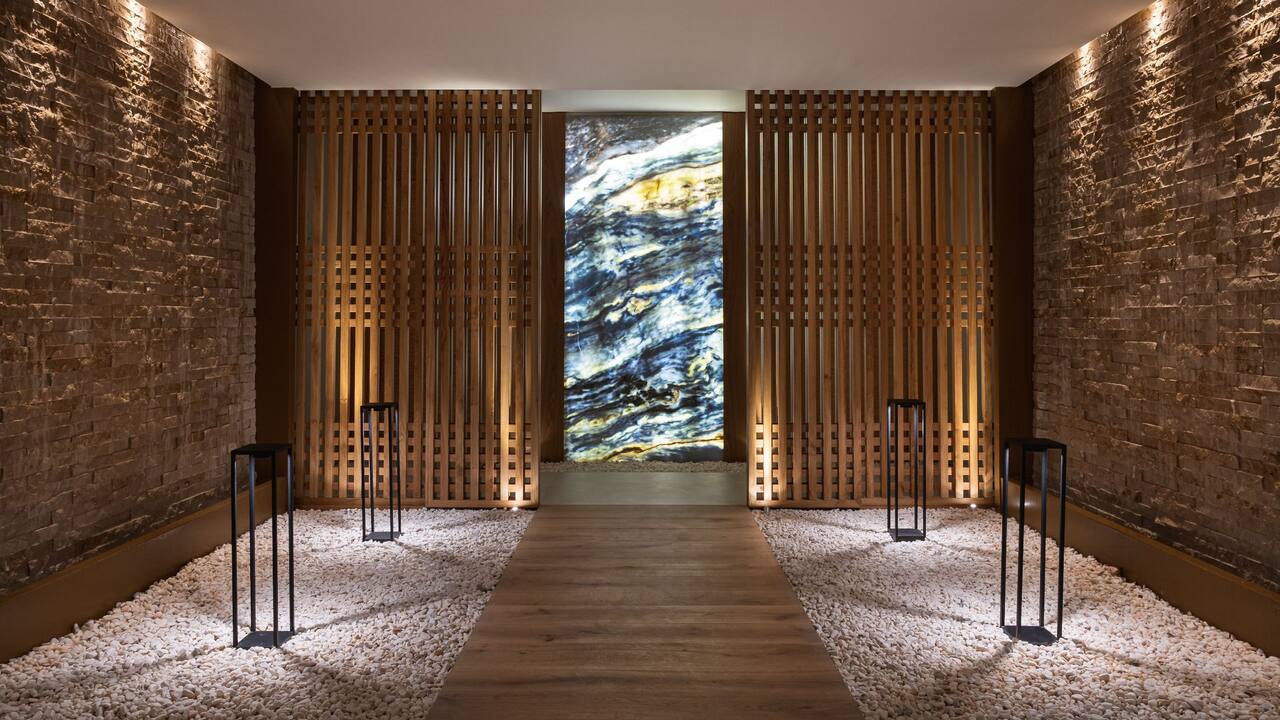  Spa Wall