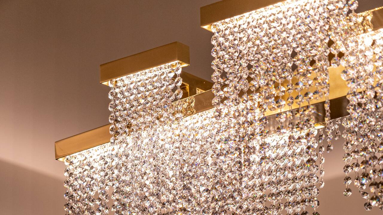  Spa Swarovsky Details