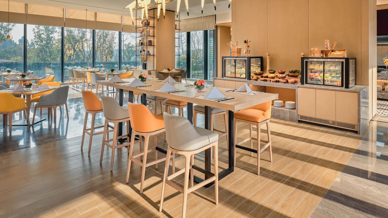 The Kitchen Dining Table