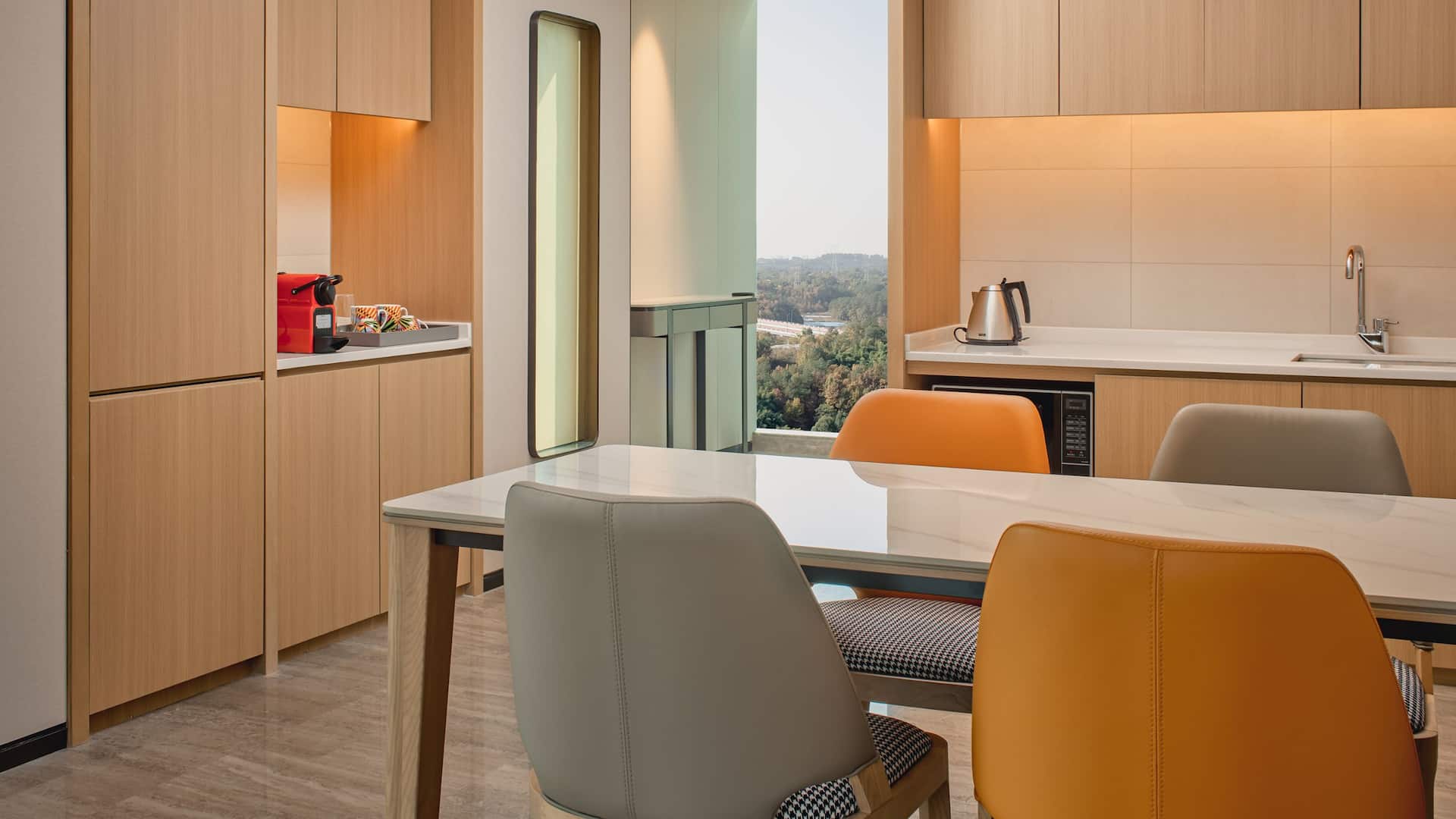 2 of 4 Hyatt Place Chengdu Bio-Town Park View Suite Dining Room