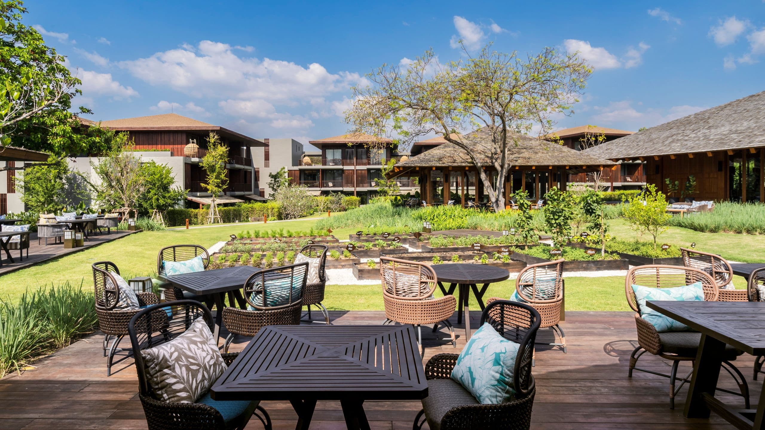 Andaz Pattaya Jomtien Beach Village Square Dining Tables