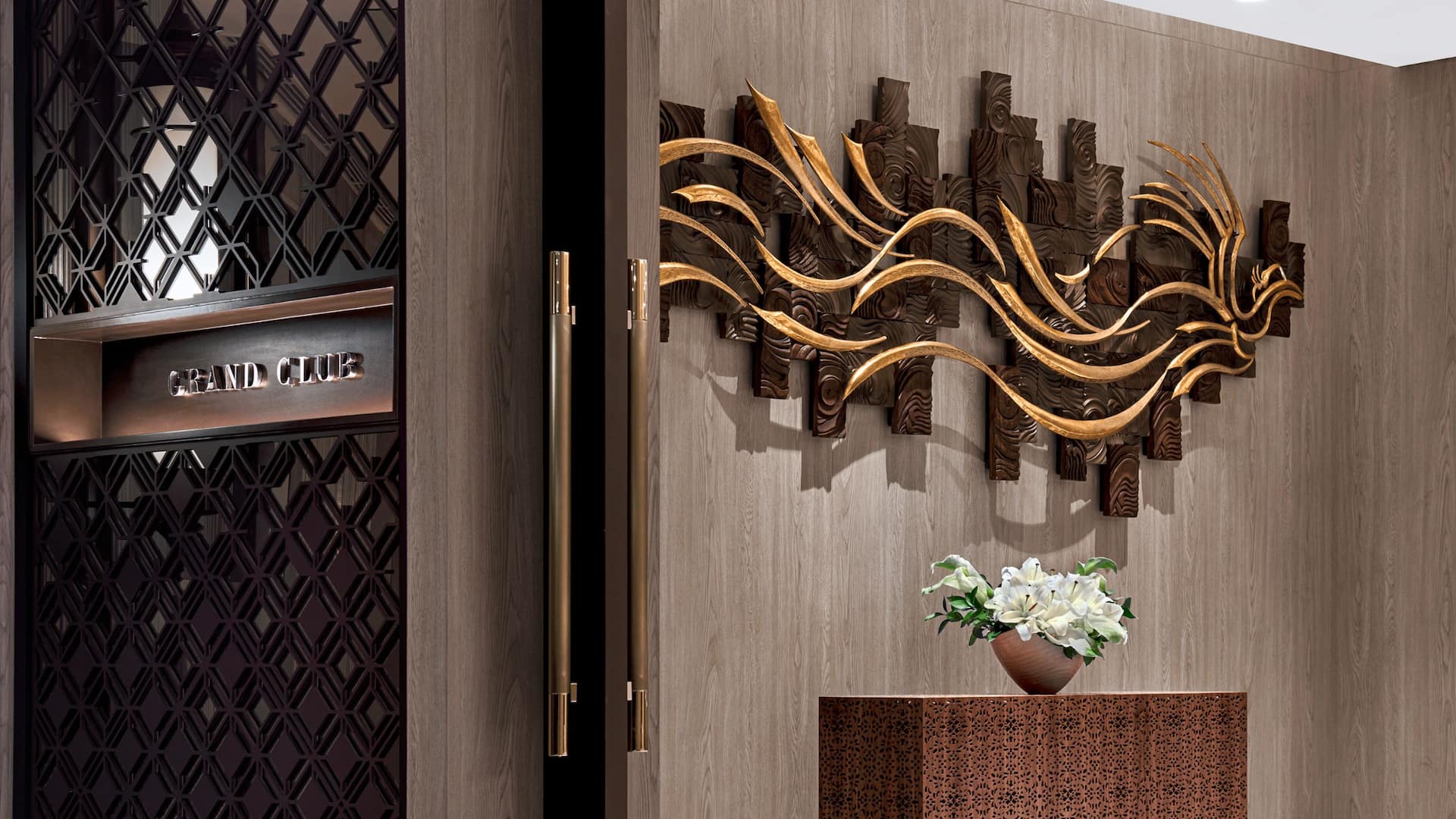 3 von 4 Grand Hyatt Jakarta Grand Club Entrance