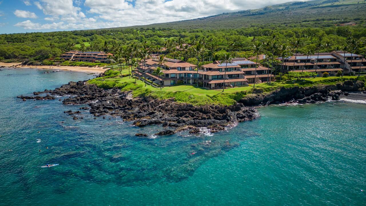 Makena Surf Coastline
