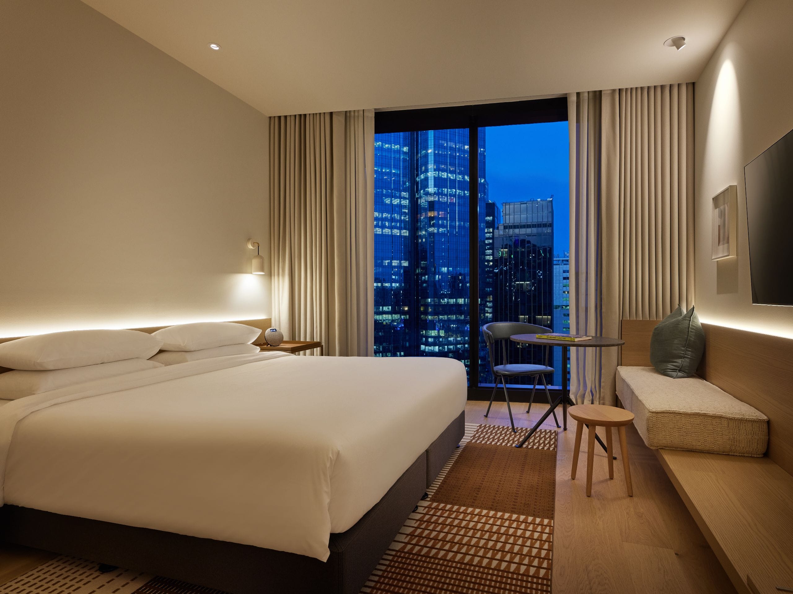 Rooms And Suites In Melbourne Australia Hyatt Centric Melbourne