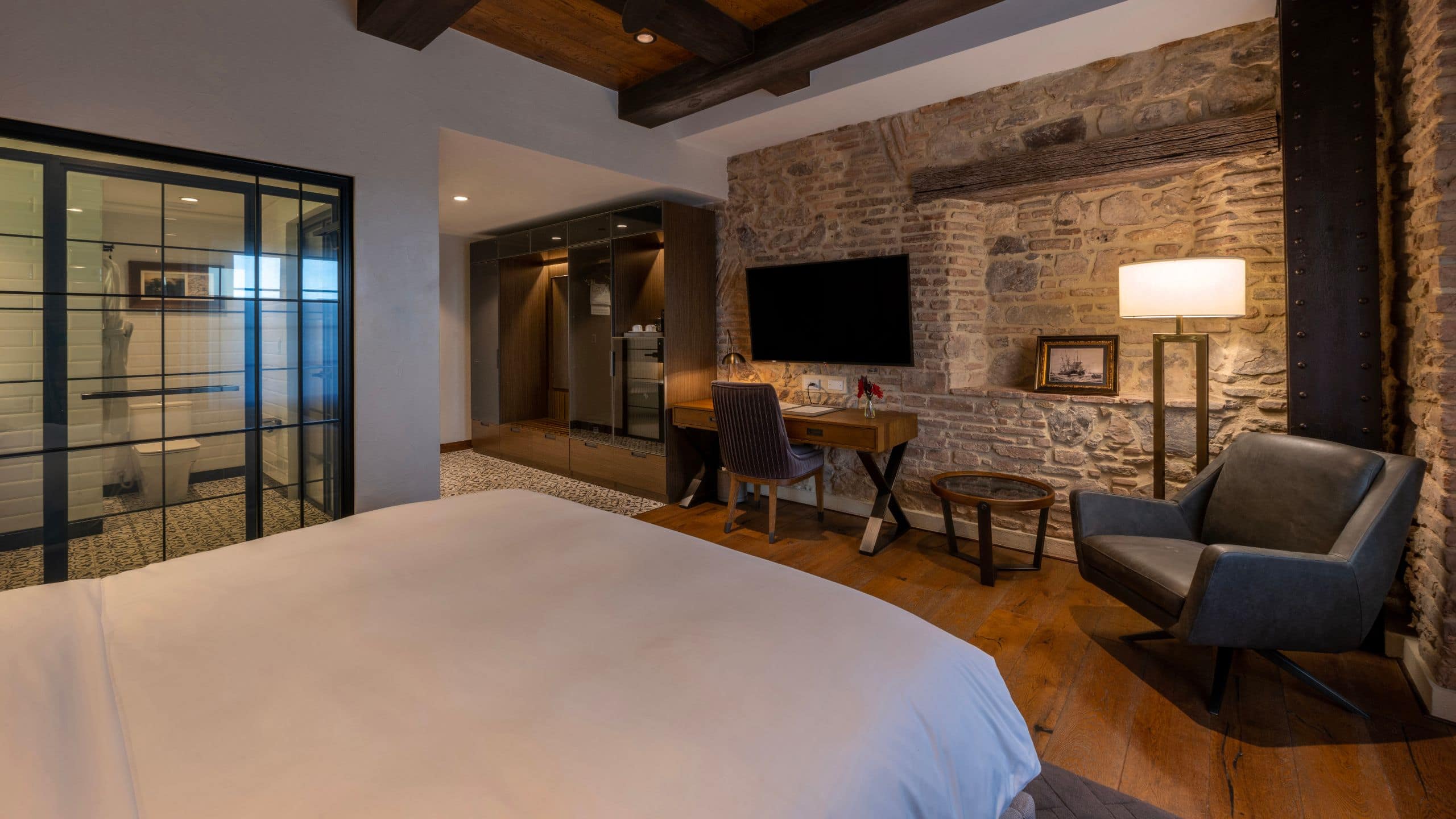Hotel La Compañia King Suite Spanish Wing