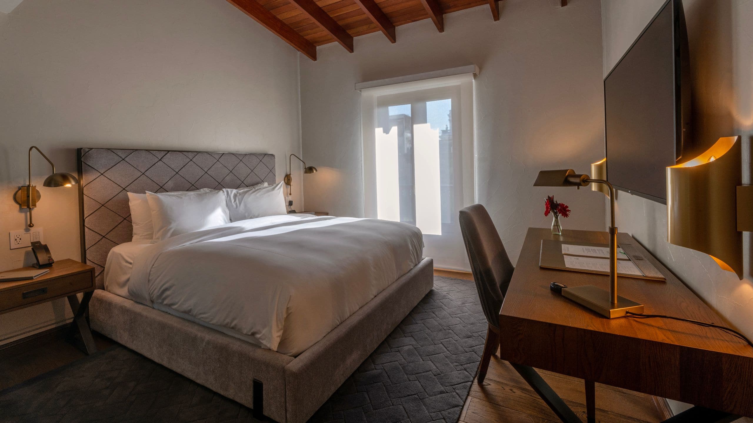 Hotel La Compañia One King Bed Spanish Wing Desk