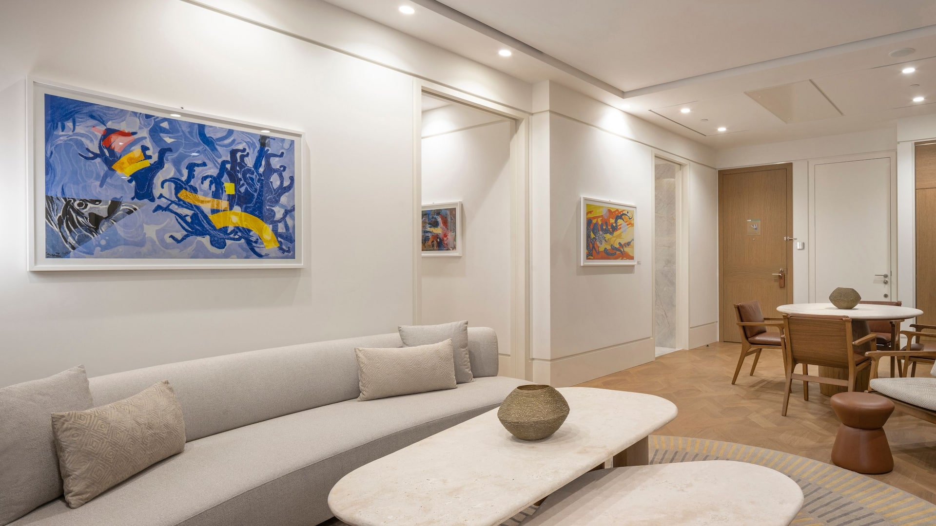 6/12 Hyatt Regency İzmir İstinyePark Regency Suite Living Room Sofa Seating