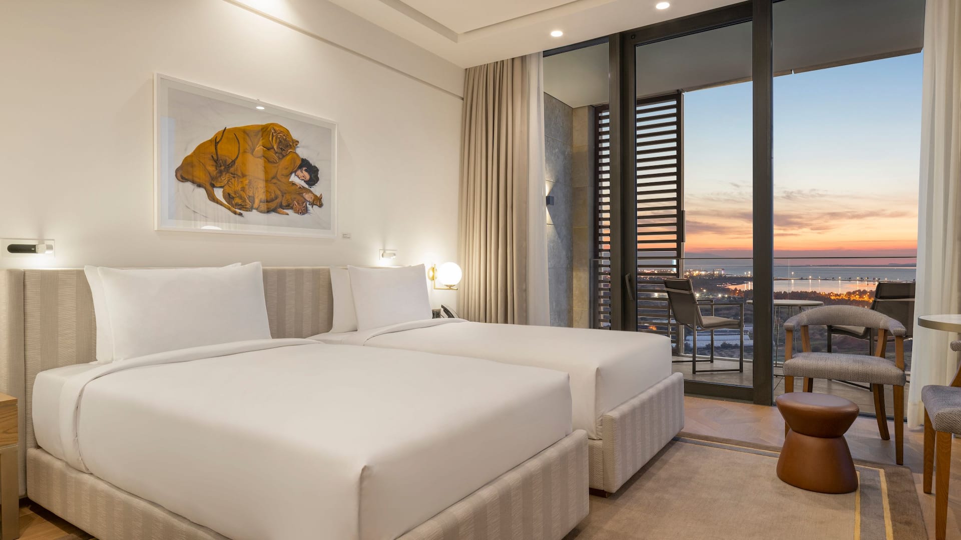 3/5 Hyatt Regency İzmir İstinyePark Twin Bed Guestroom With Balcony