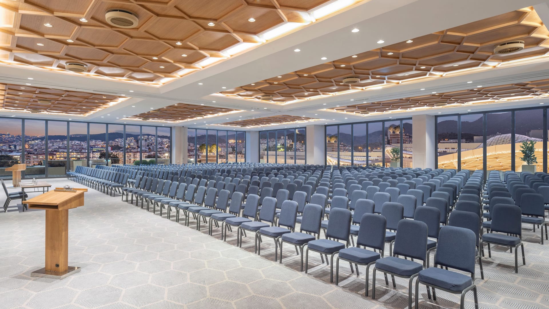 Hyatt Regency İzmir İstinyePark Istinye Ballroom Theatre Setting City View