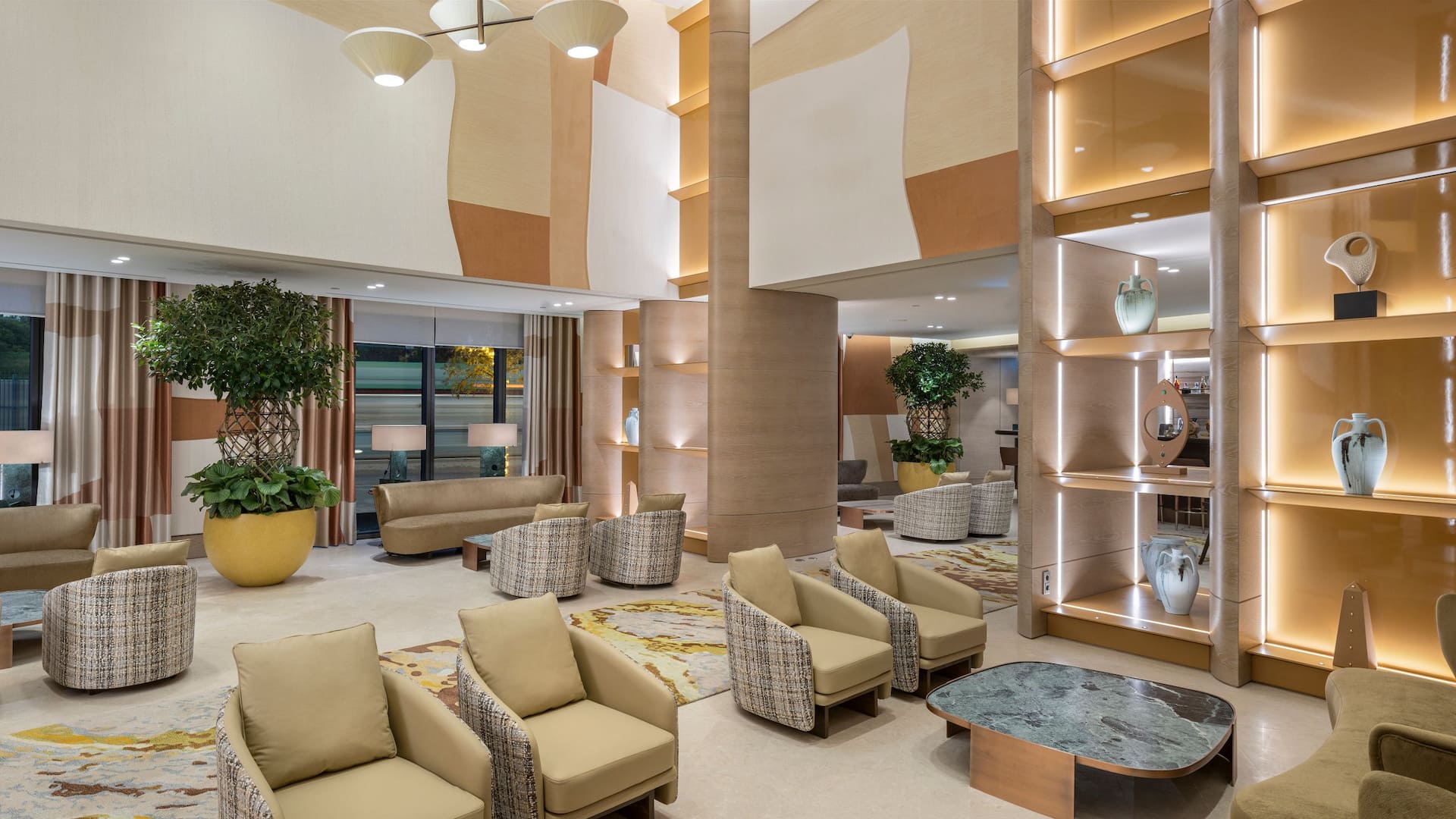 Hyatt Regency İzmir İstinyePark Lobby Entrance Seating Group