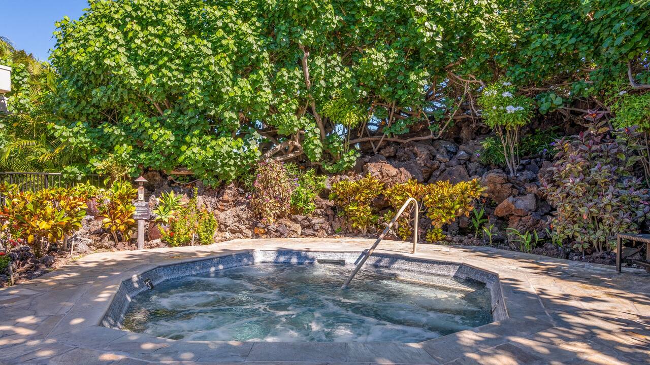 Mauna Lani Point Heated Tub View 