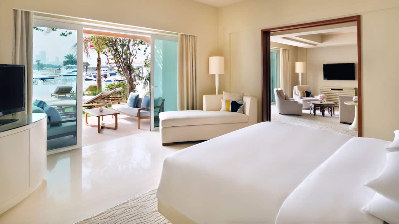 Family Lagoon Beach Suite Bedroom