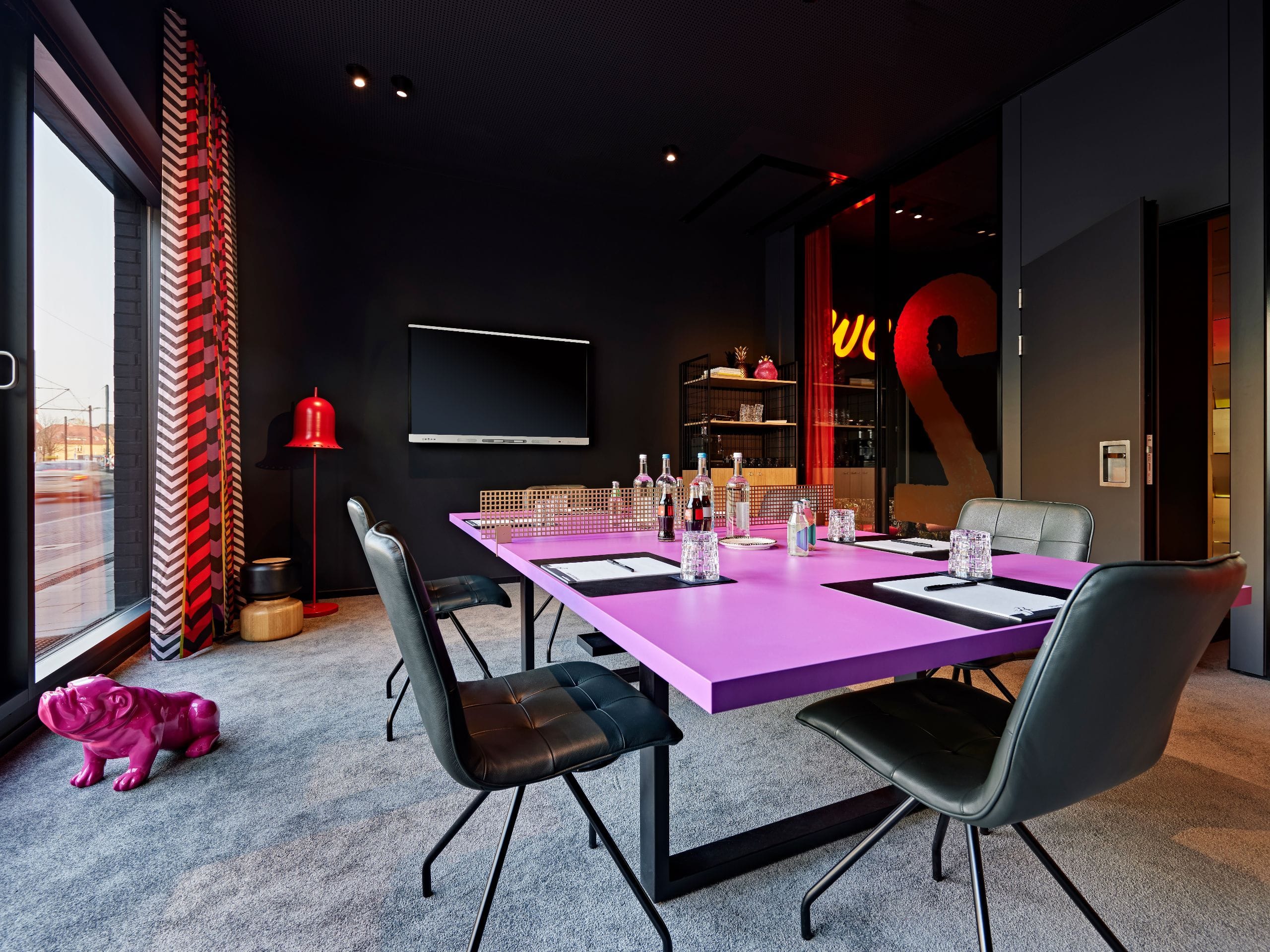 me and all hotel düsseldorf-oberkassel Boardroom No2