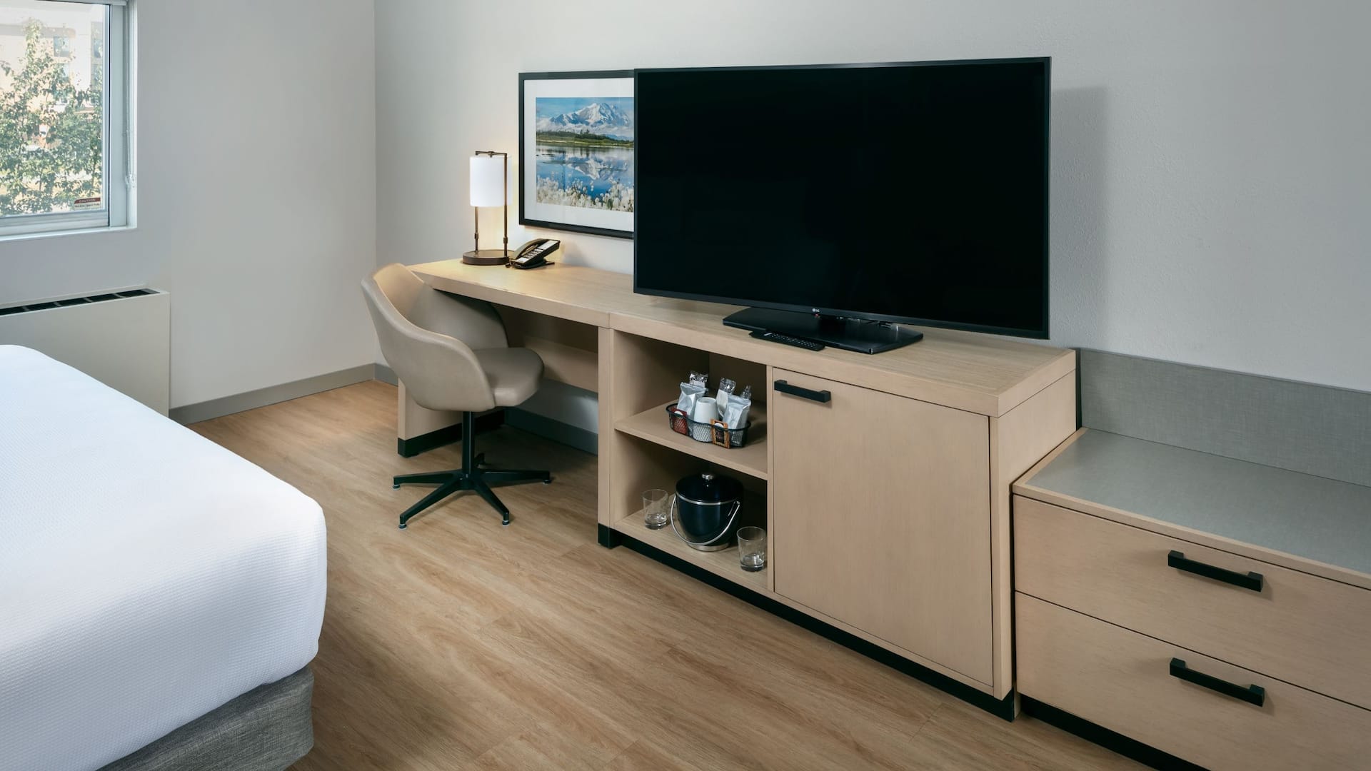 Hyatt Place Fairbanks King Room Desk Tv