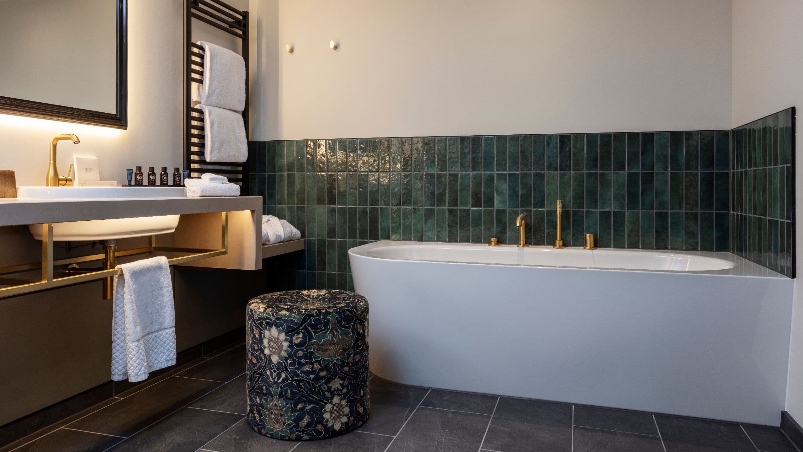 第 5，共 6 SCHLOSS Roxburghe Estate House Suite Bathroom