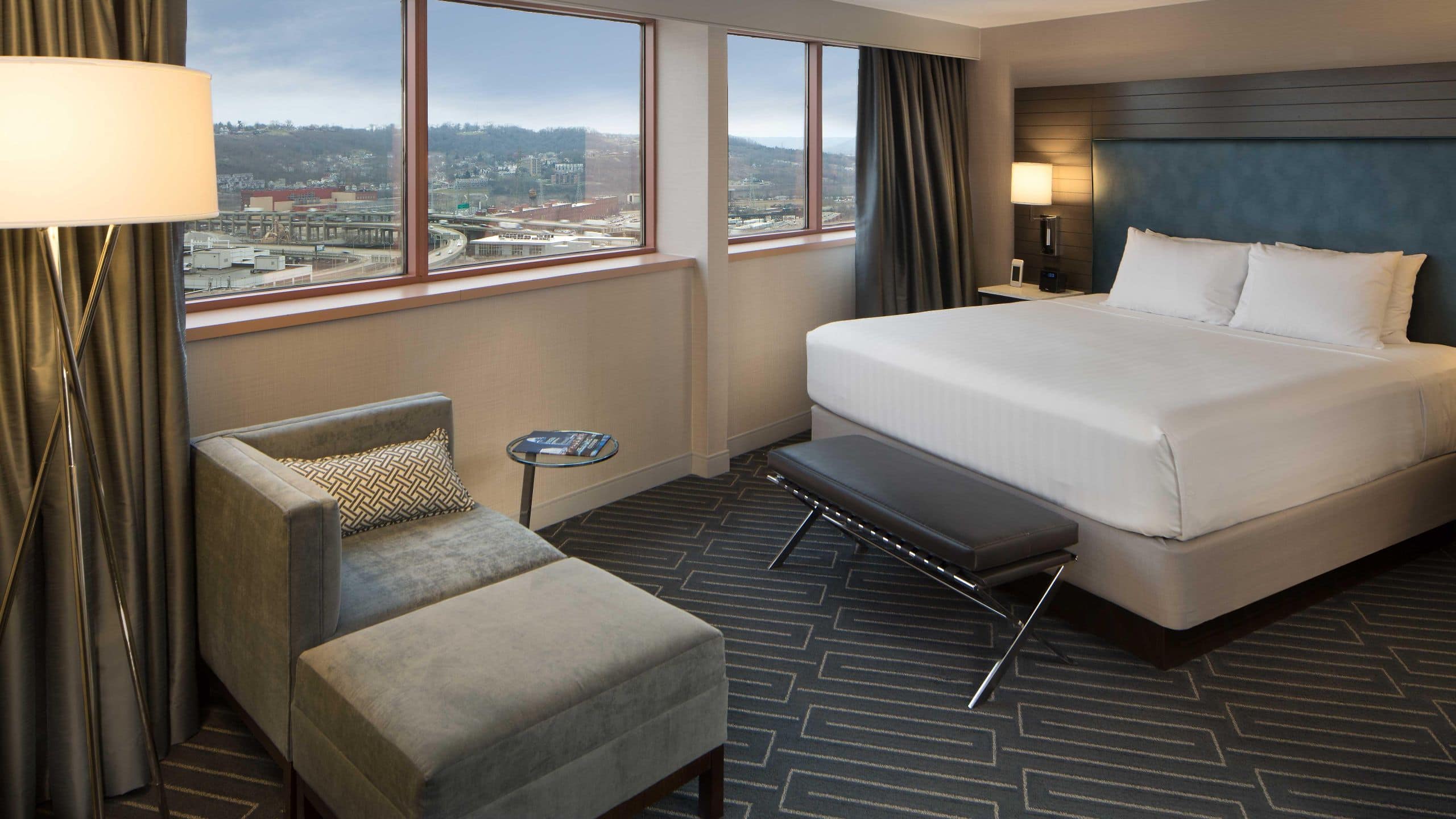 Hyatt Regency Cincinnati Thrive Suite Bedroom King