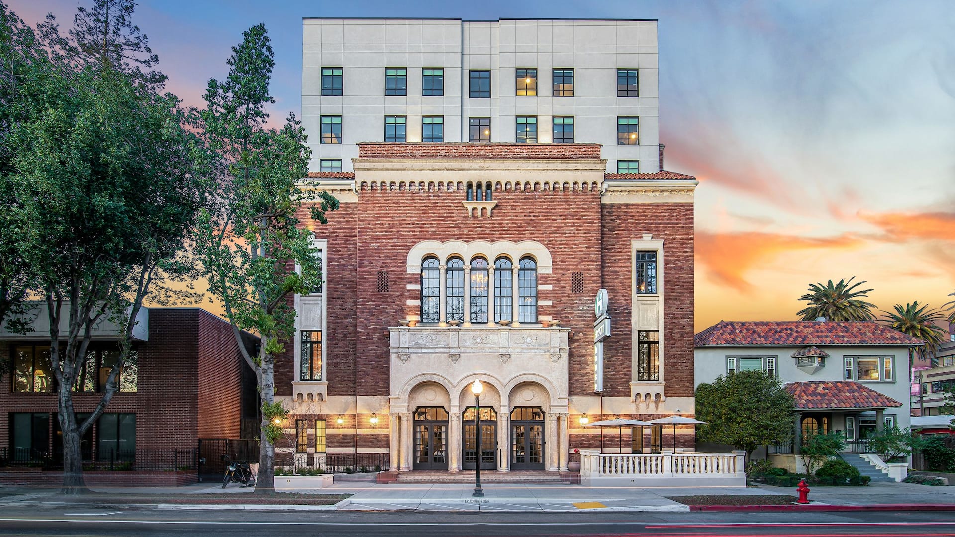 Hyatt House Sacramento / Midtown