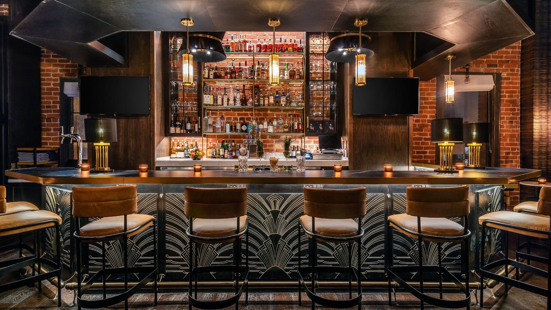 Modern Hotel Near Golden 1 Center Hyatt House Sacramento / Midtown