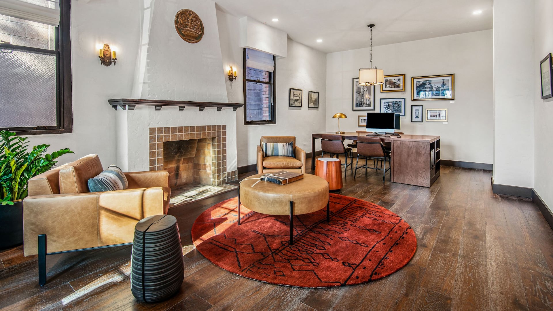 Hyatt House Sacramento / Midtown Business Center Nook