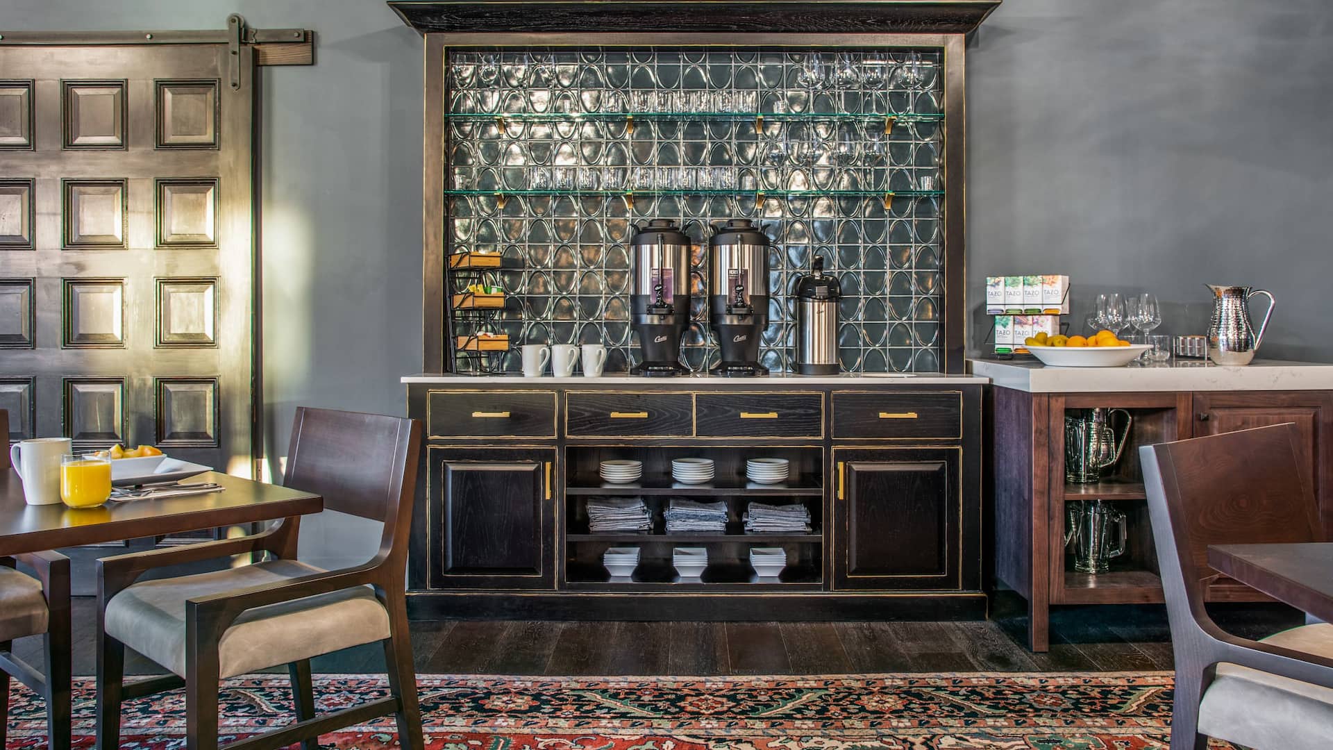 Hyatt House Sacramento / Midtown Sacxs Breakfast Beverages