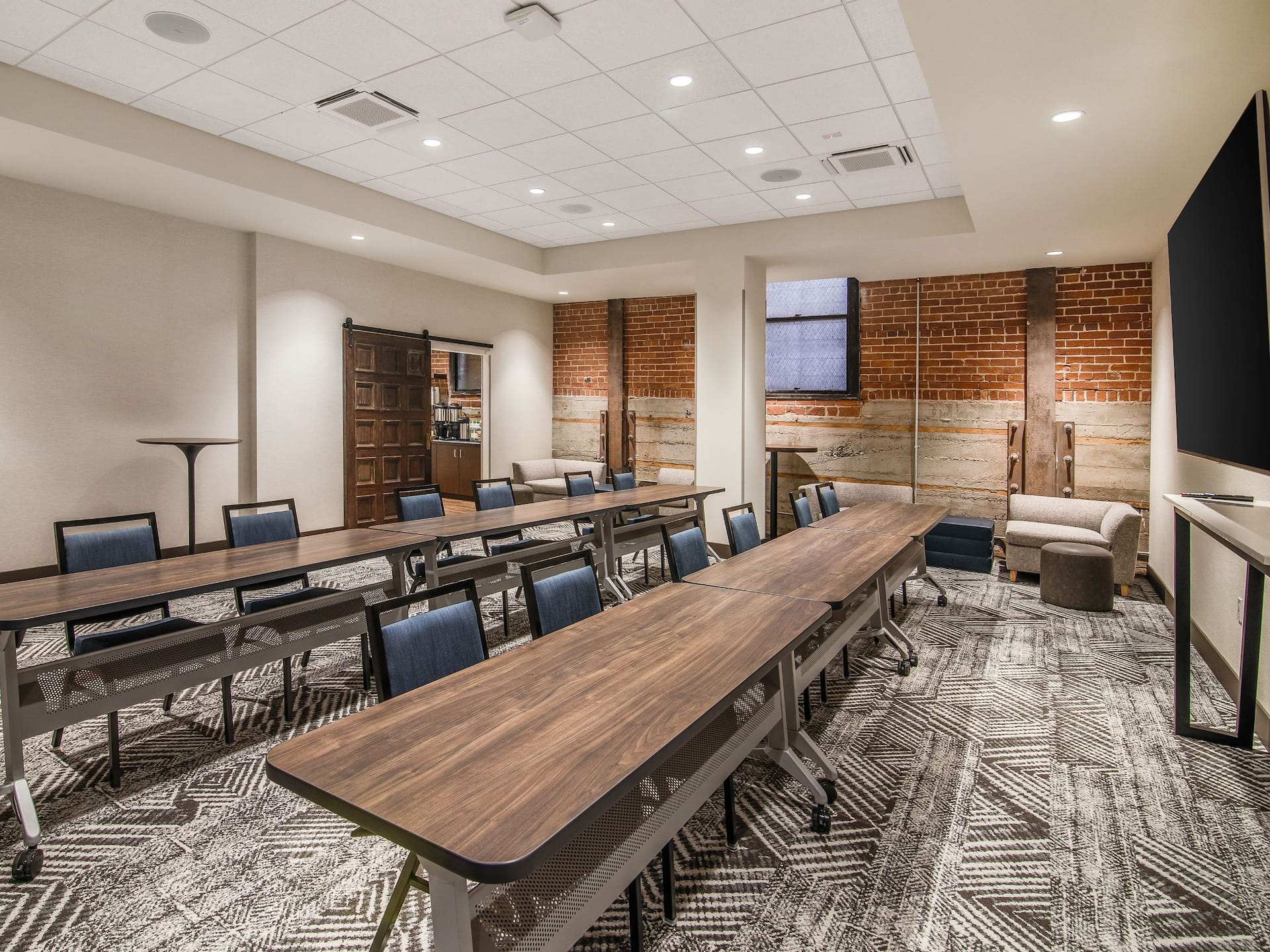Hyatt House Sacramento / Midtown Sacxs Meeting Room Theater