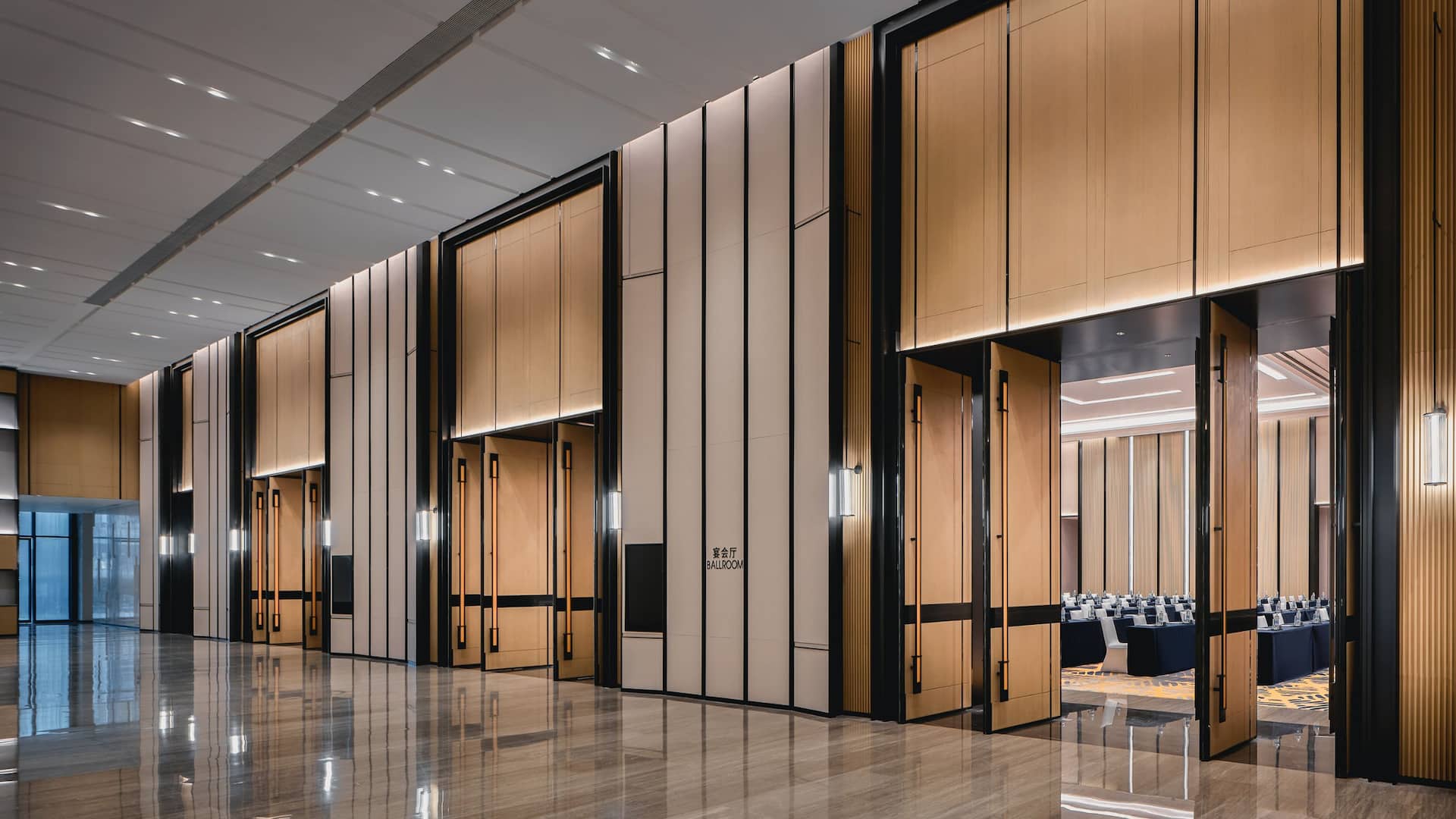 Hyatt Place Chengdu Bio-Town Banquet Foyer
