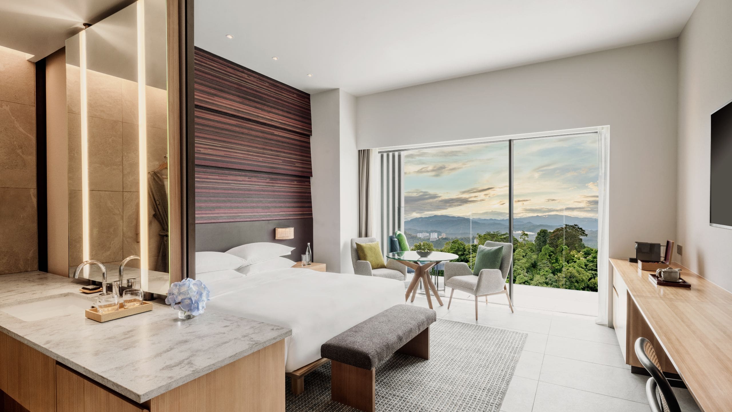 1 of 1 Hyatt Centric Kota Kinabalu Hill View King