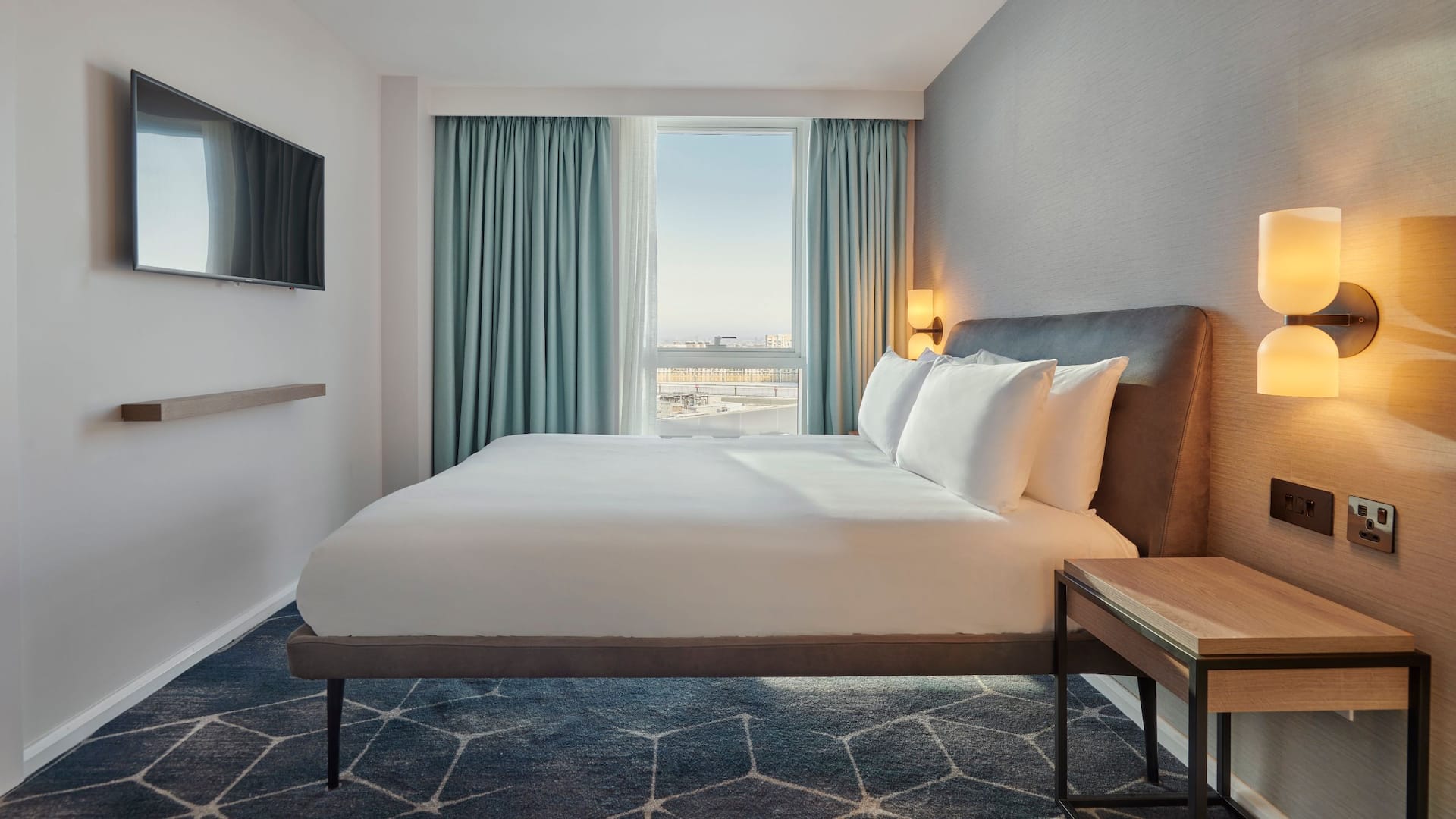 第 2，共 5 Hyatt House London Stratford One Bed Television