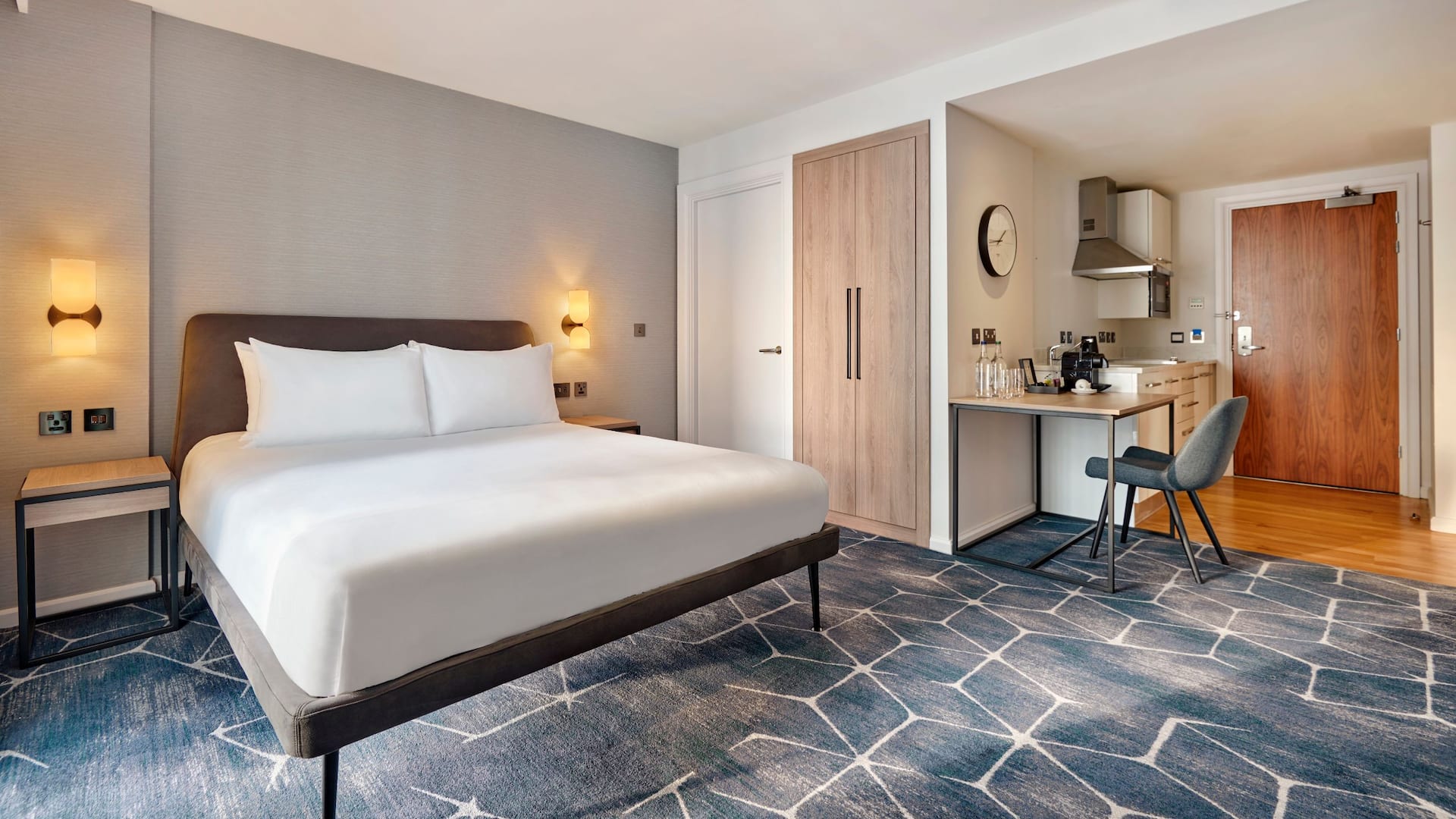 Hyatt House London Stratford Studio Full View