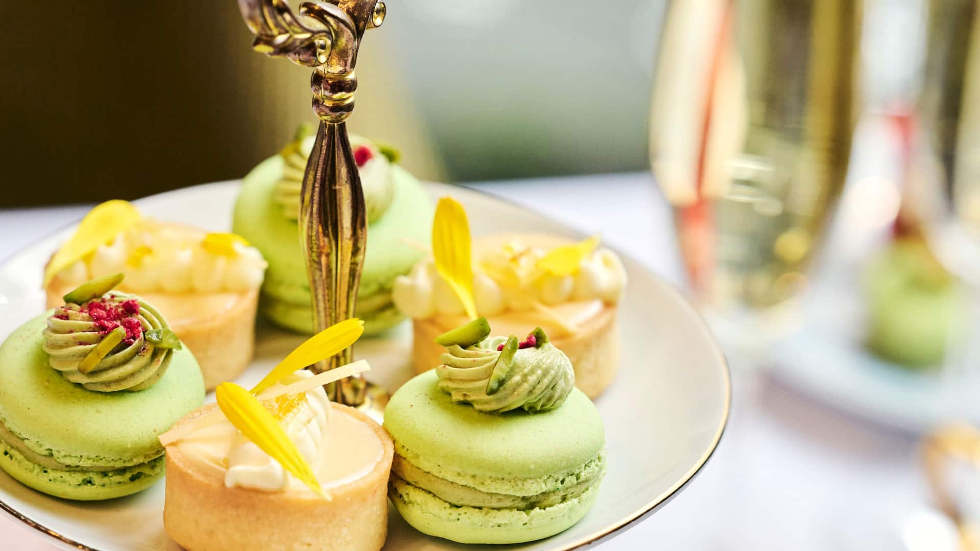 Grand Hyatt Melbourne Collins Kitchen High Tea Sweet Close-up