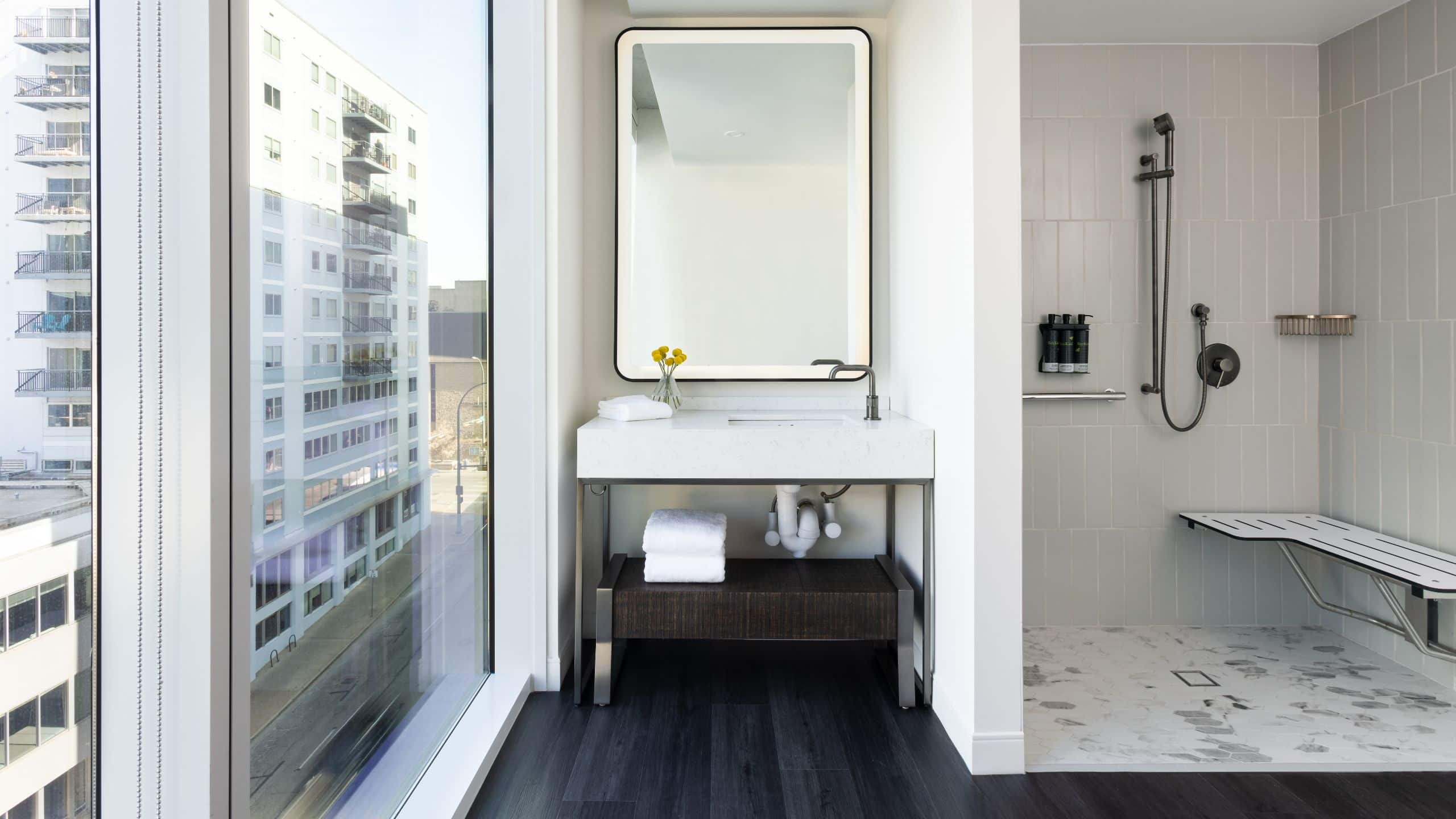 2/2 Hyatt Centric Congress Avenue Austin Queen Queen Accessible Bath