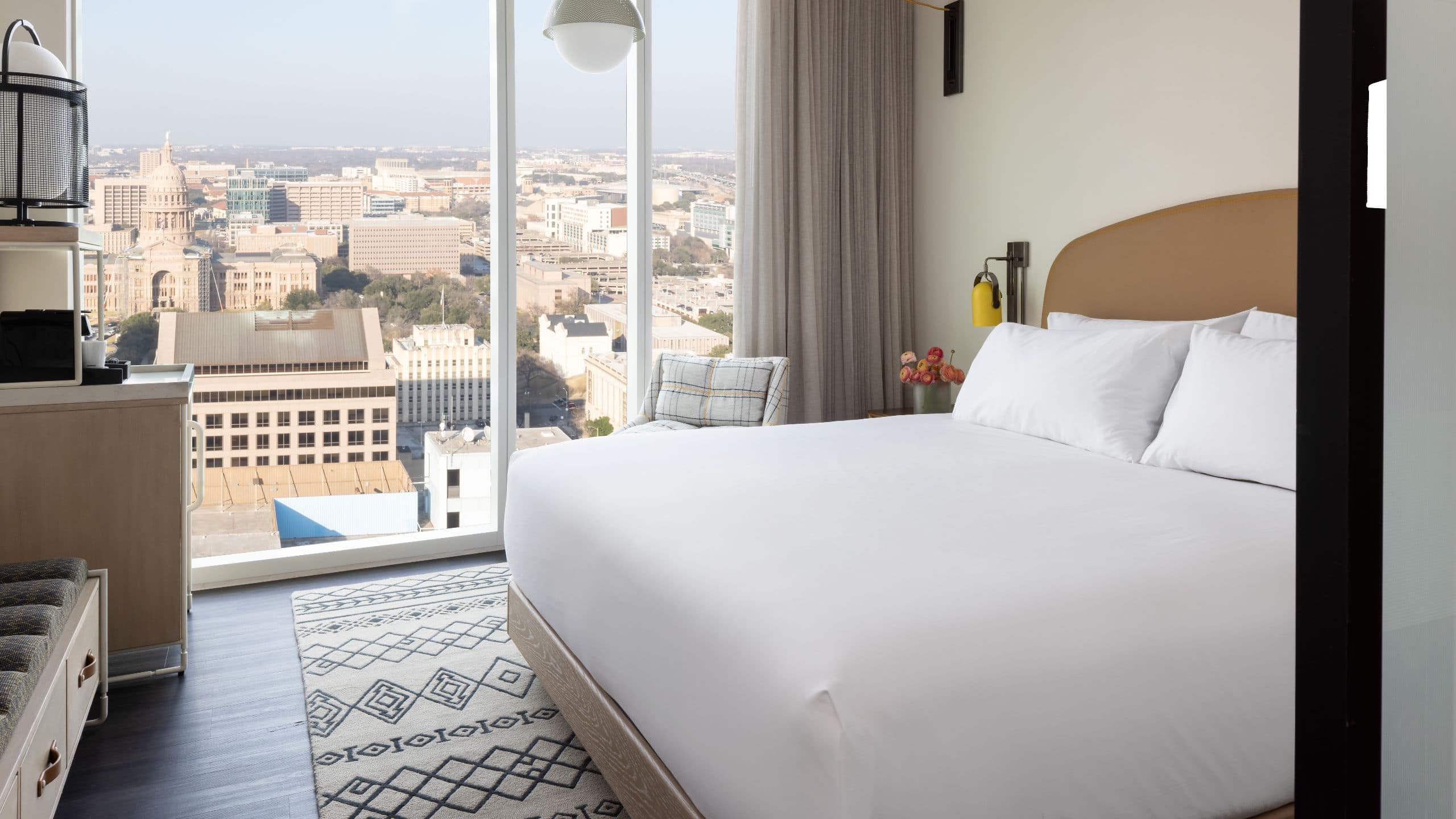 1/2 Hyatt Centric Congress Avenue Austin Standard King Capitol View