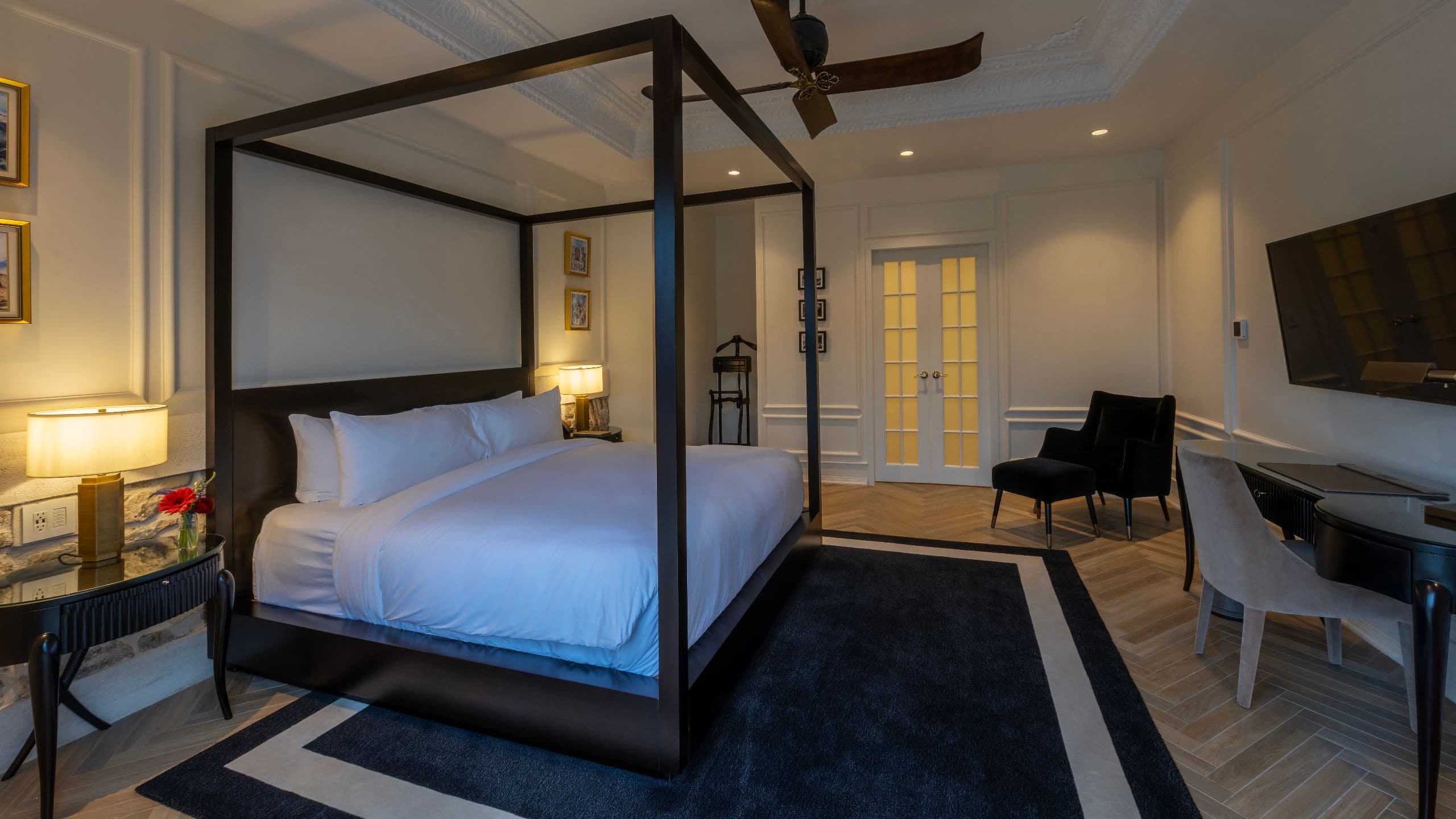 Hotel La Compañia Le Gran Francais Suite Room