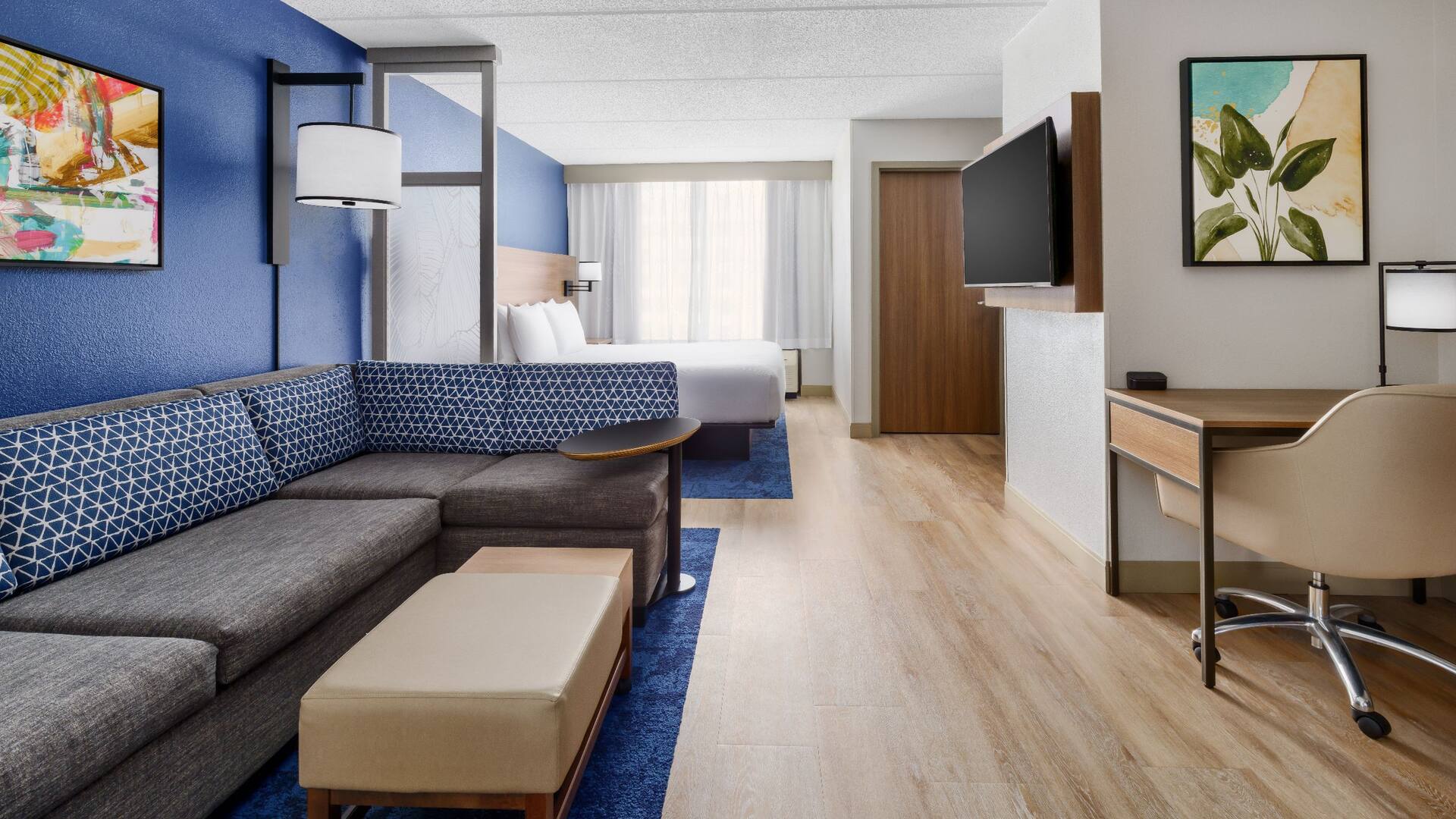 Hyatt Place across from Universal Orlando Resort™ King Room