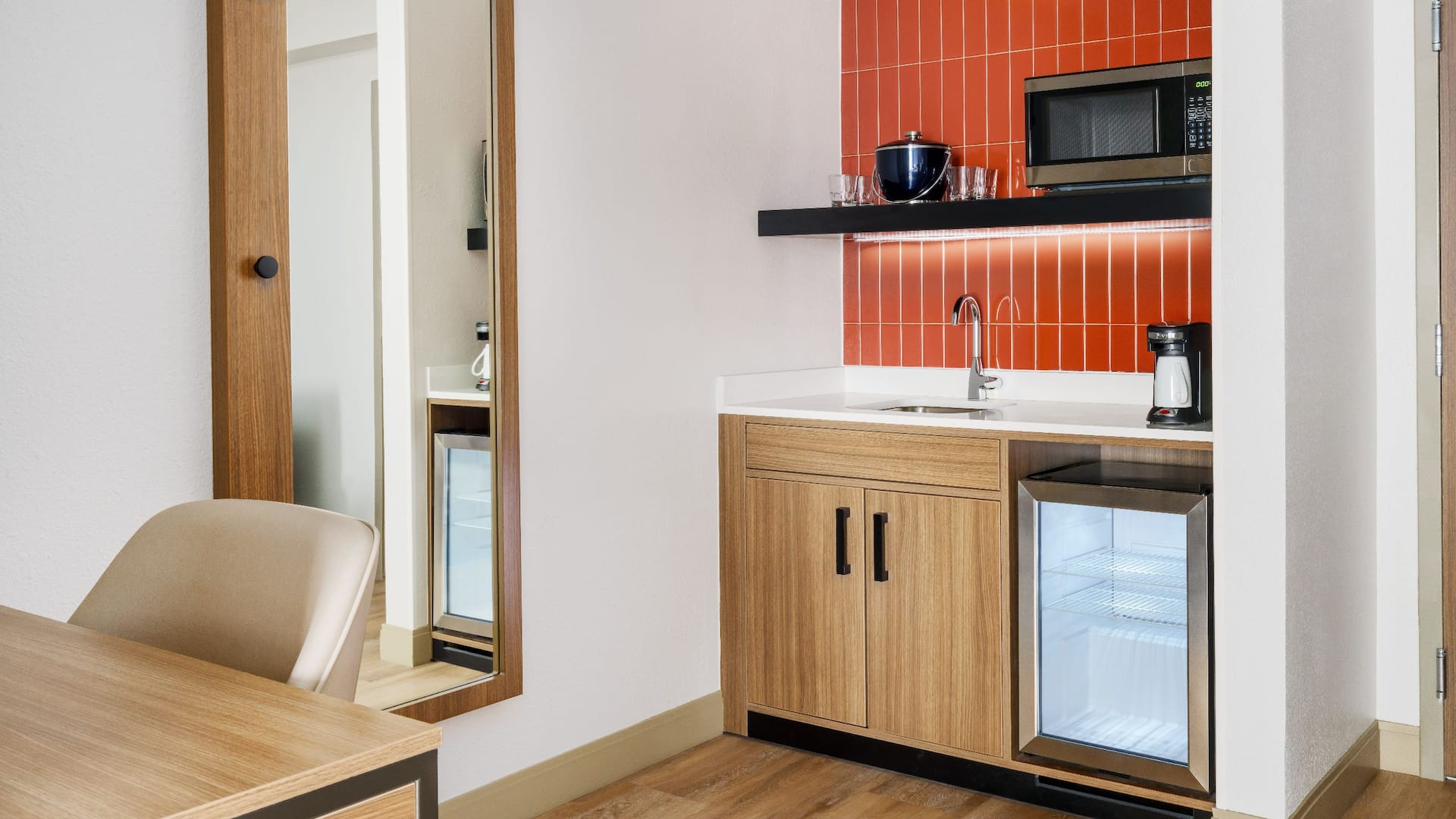 Hyatt Place across from Universal Orlando Resort™ Wet Bar