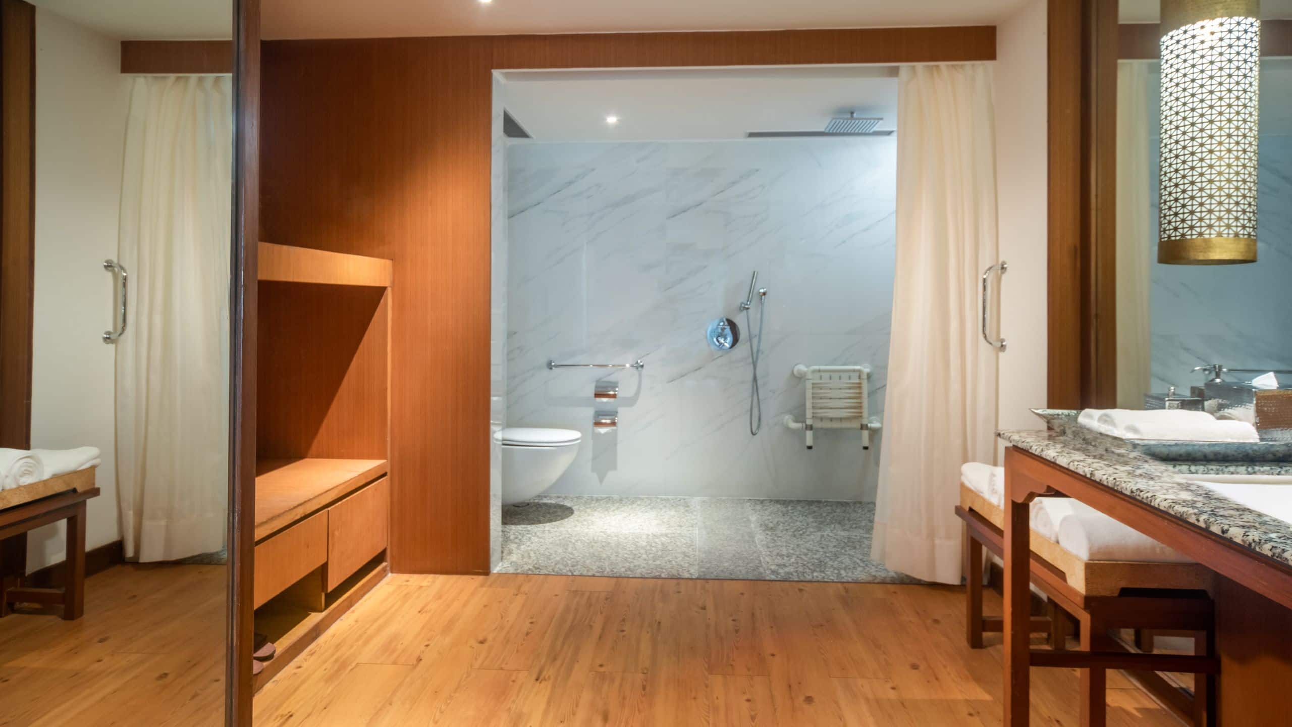 第 1，共 2 Alila Diwa Goa Accessible Room View