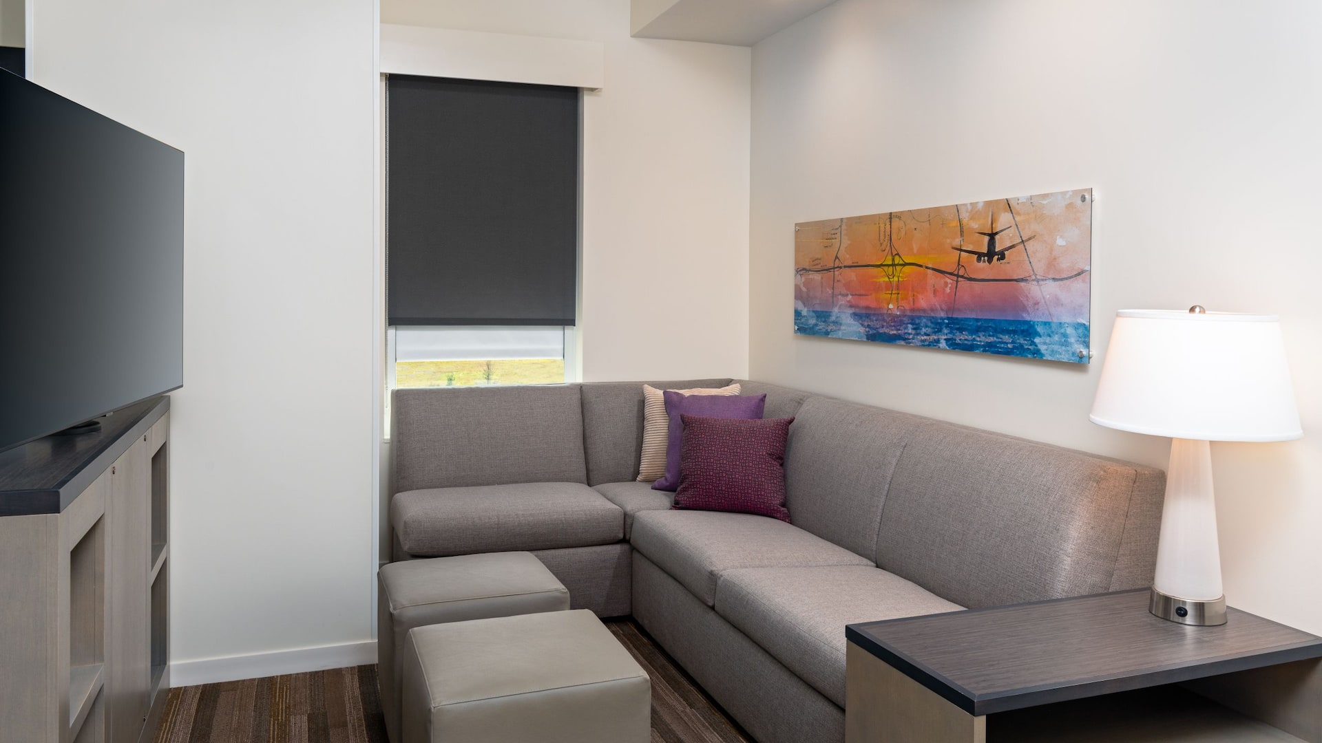 Hyatt House Orlando Airport Studio Kitchen Queen Beds Living Room