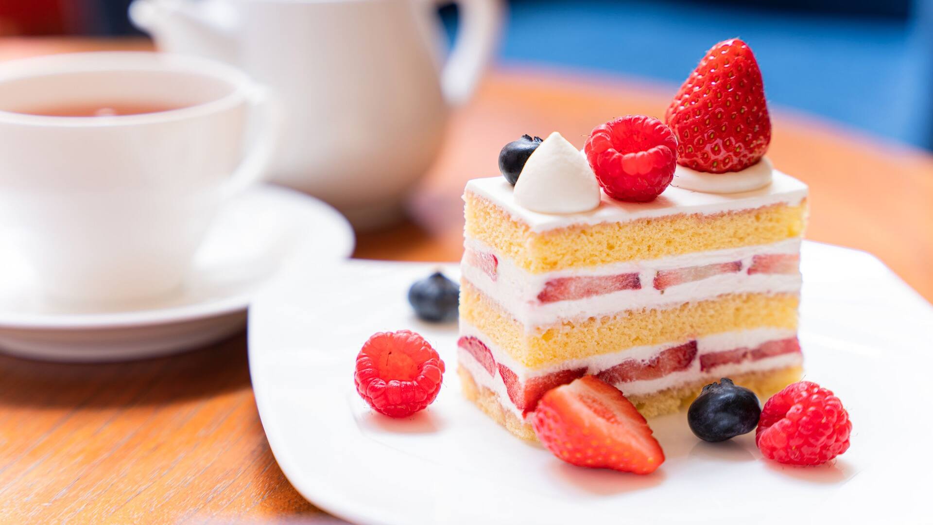 Cake Set at Bar Fizz Grand Hyatt Fukuoka