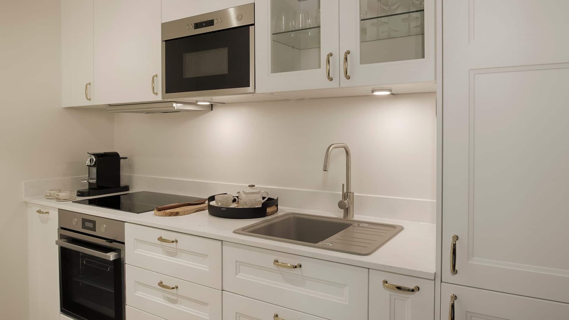 2 of 6 Hyatt Regency London - The Churchill Premium Balcony Suite with City View Kitchen